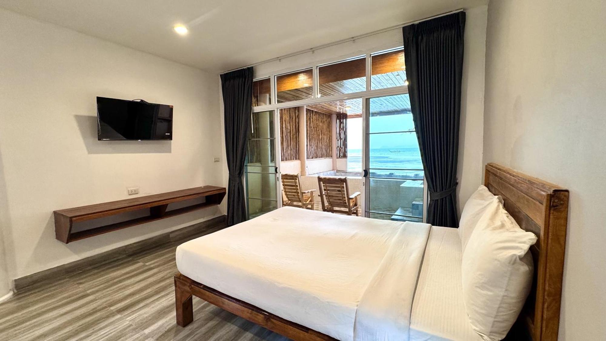 Riviera Resort Koh Mook
