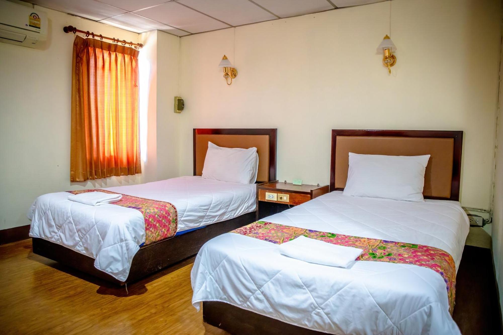 Lukmuang 2 Hotel 2*