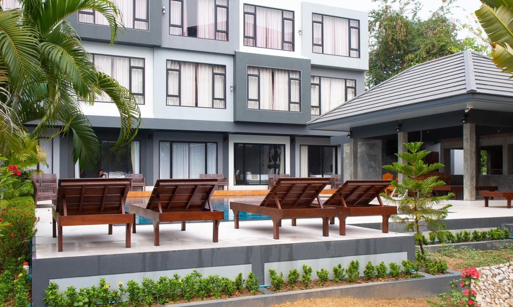 Midtown 3*