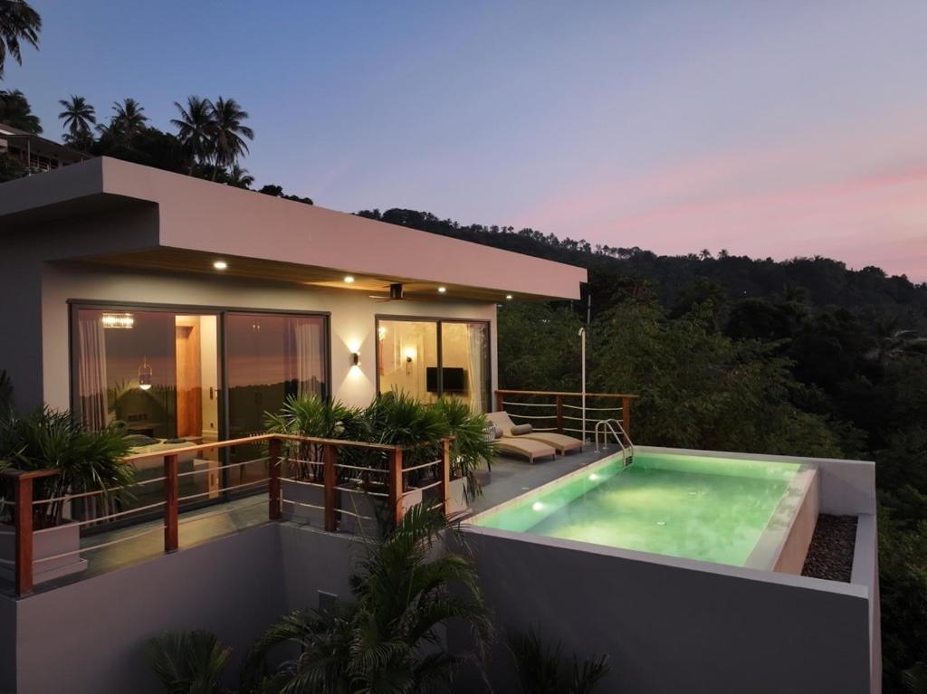 Villa So Zen, New, Luxury, Full Sunset Sea View Salad Beach