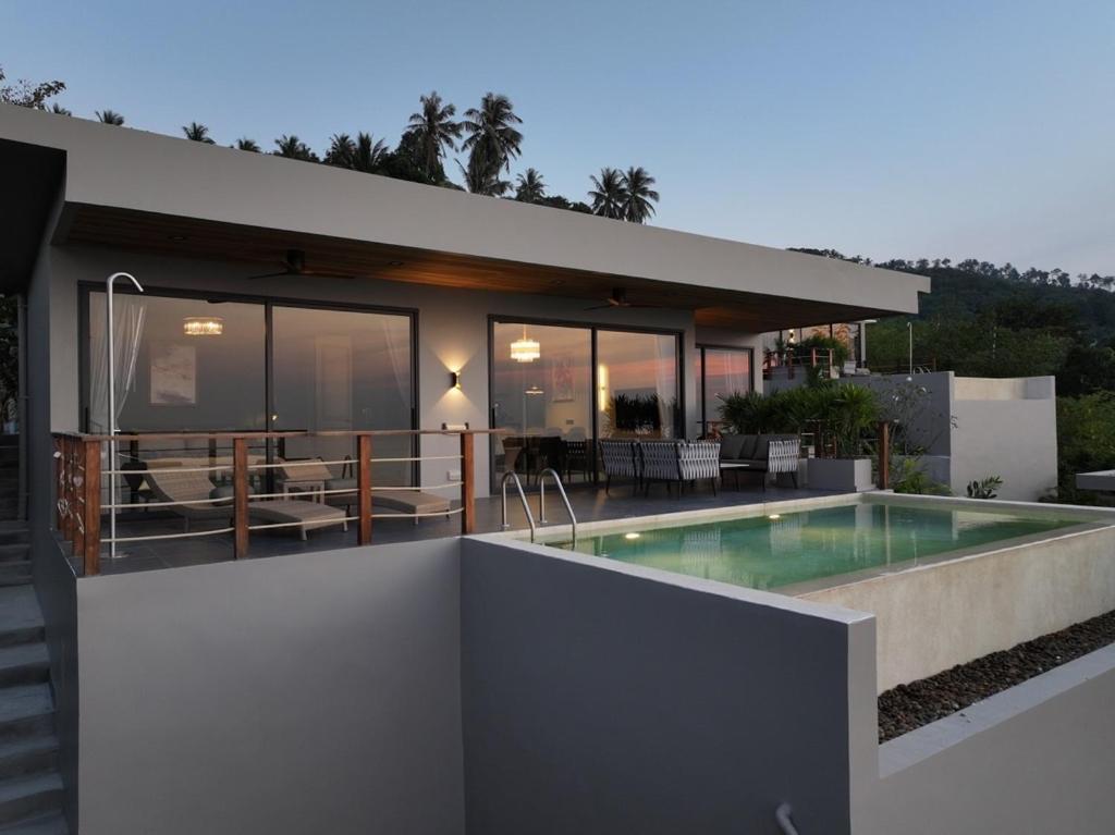 Villa So Zen, New, Luxury, Full Sunset Sea View
