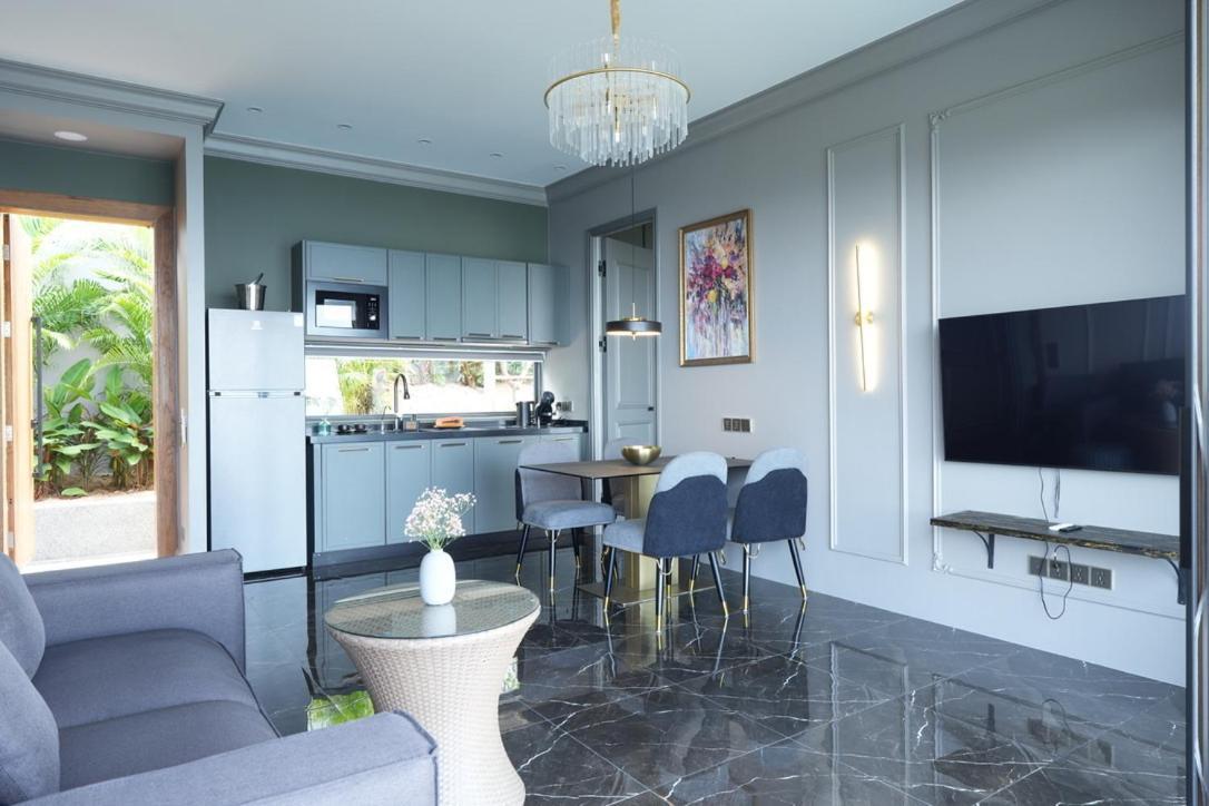 So Zen, New, Luxury, Full Sunset Sea View Salad Beach