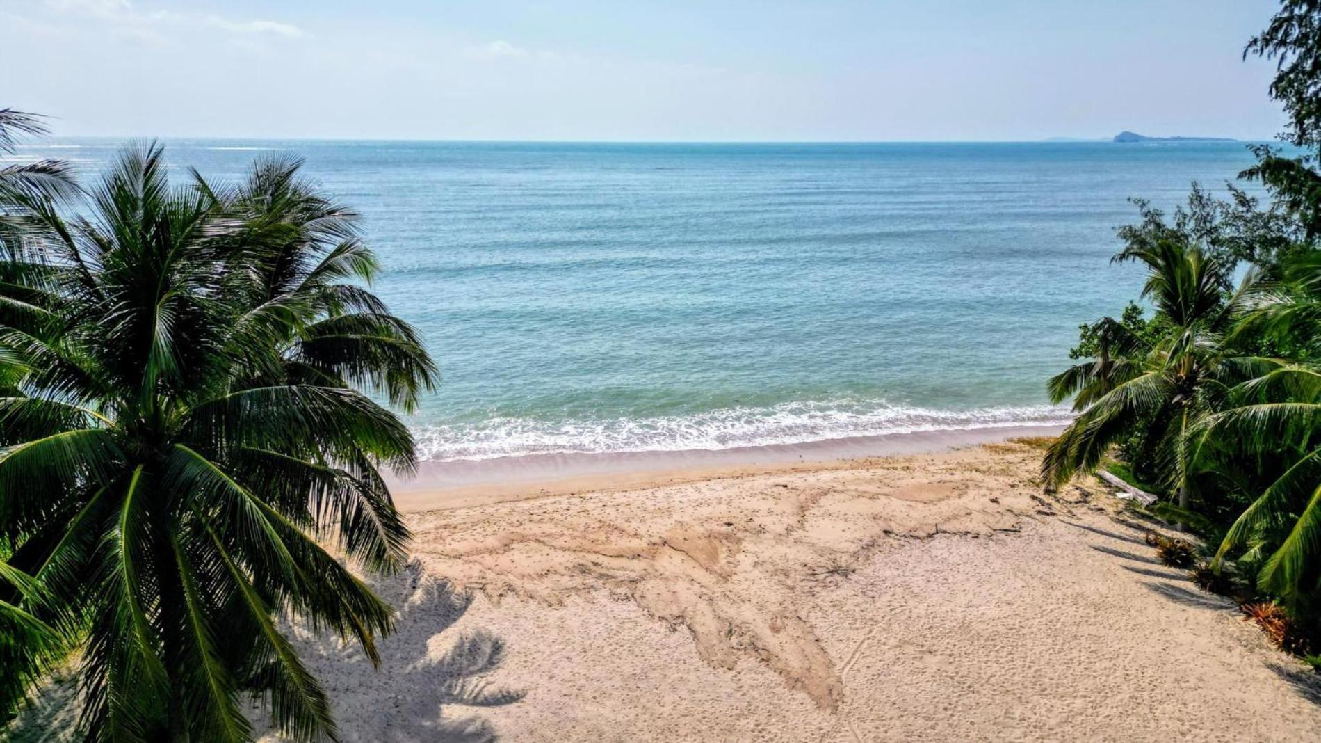 Baan Tawan Chai Praia de Laem Set