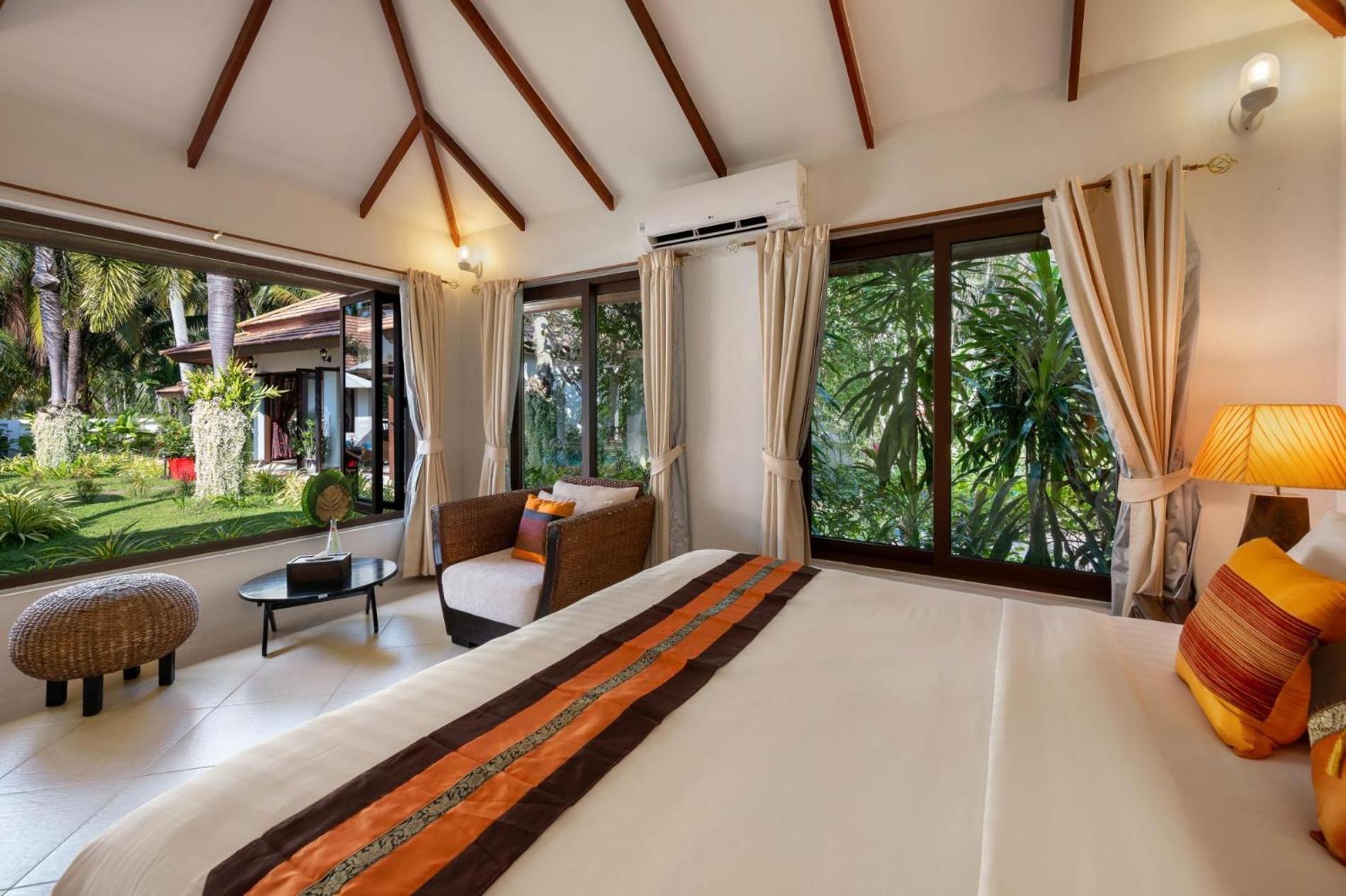 Pousada Baan Tawan Chai Praia de Laem Set
