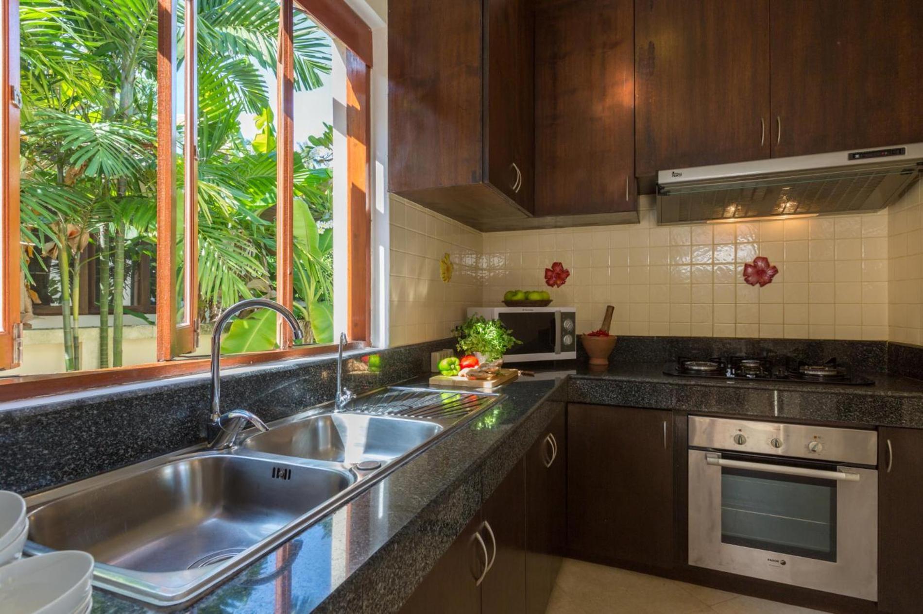 Baan Tawan Chai Pousada *