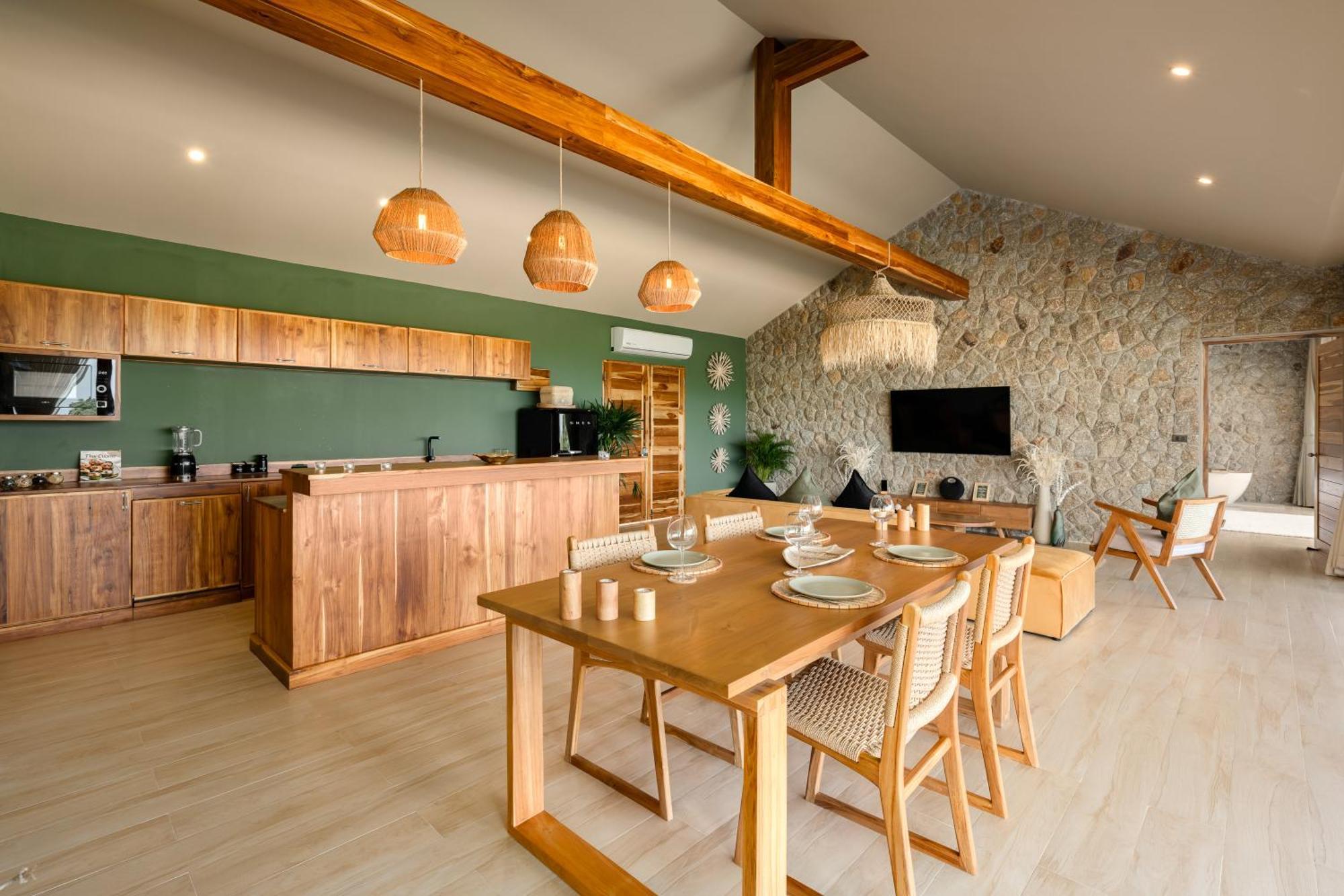 Wild Elephant Sanctuary Hotel 5*
