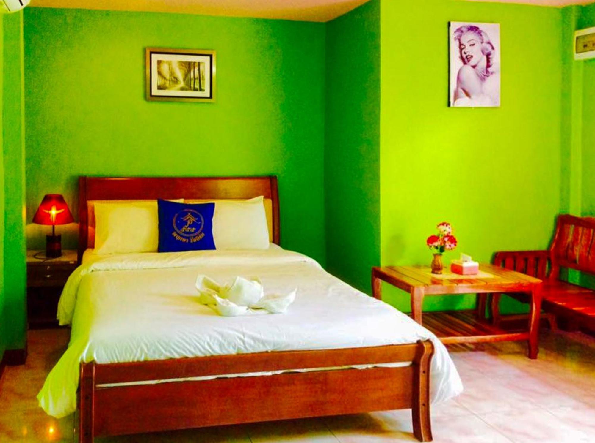 Pruksa Hotel 3*