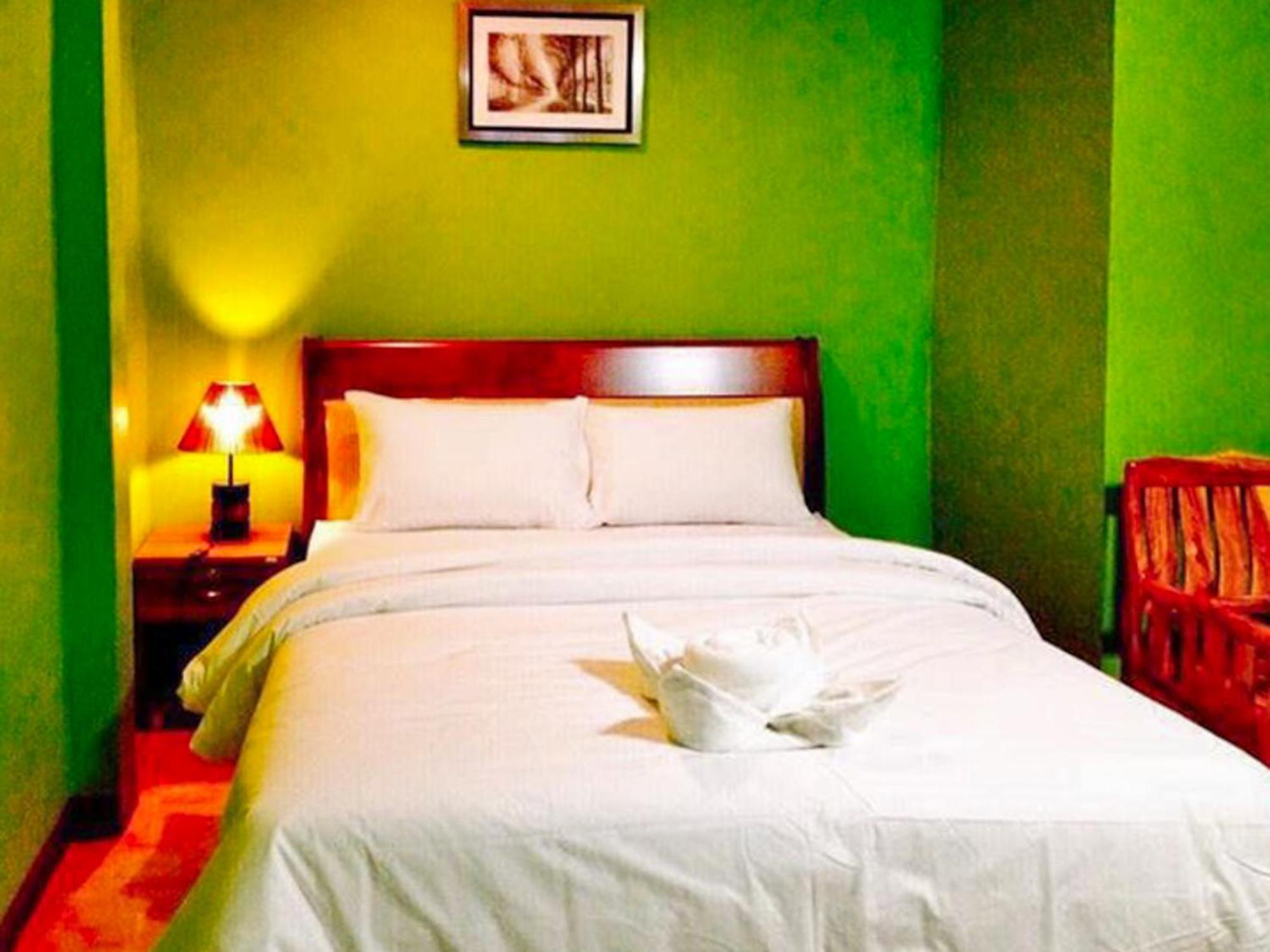 Pruksa Hotel Det Udom