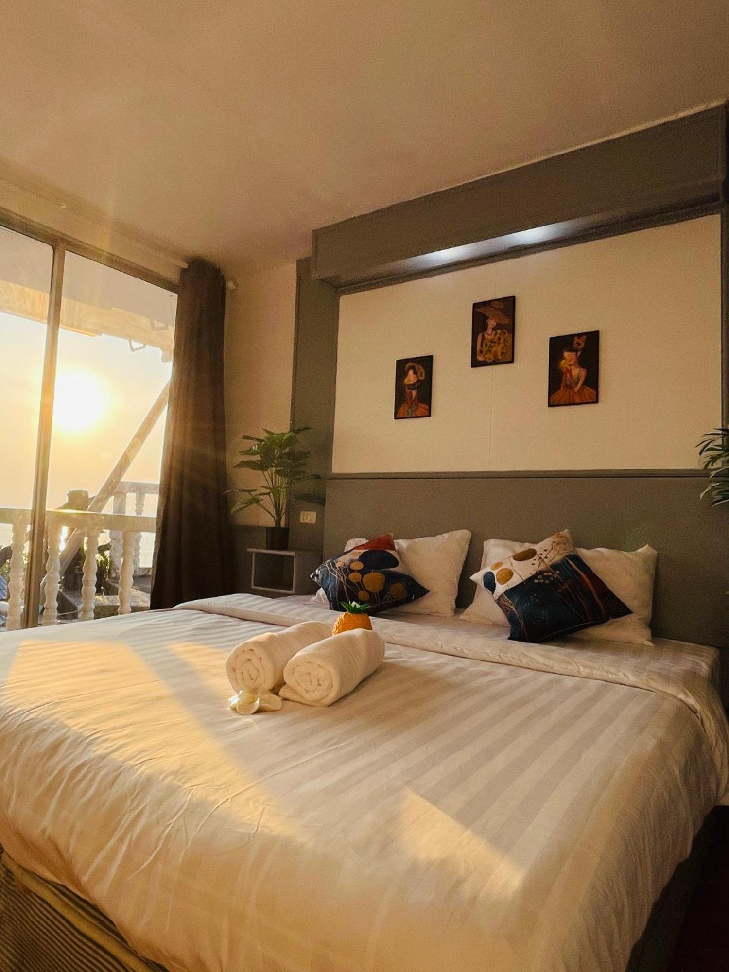 Resort Baan Sawaan *