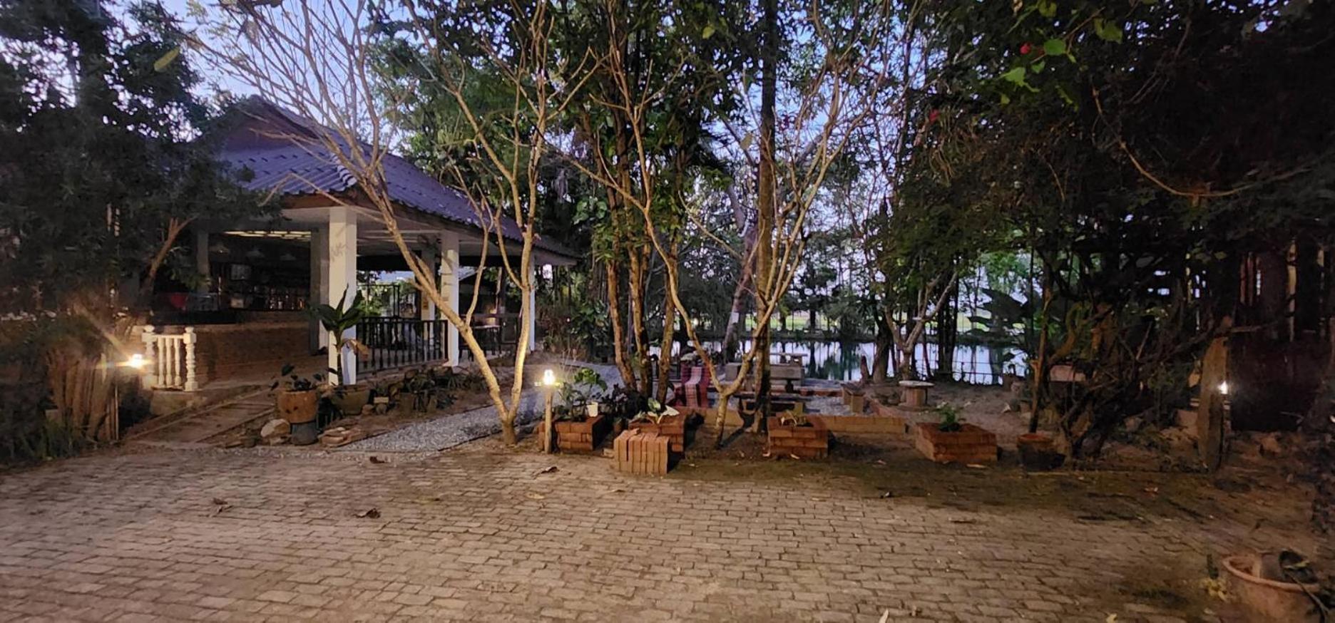 Bed & Breakfast Tung Tong & *