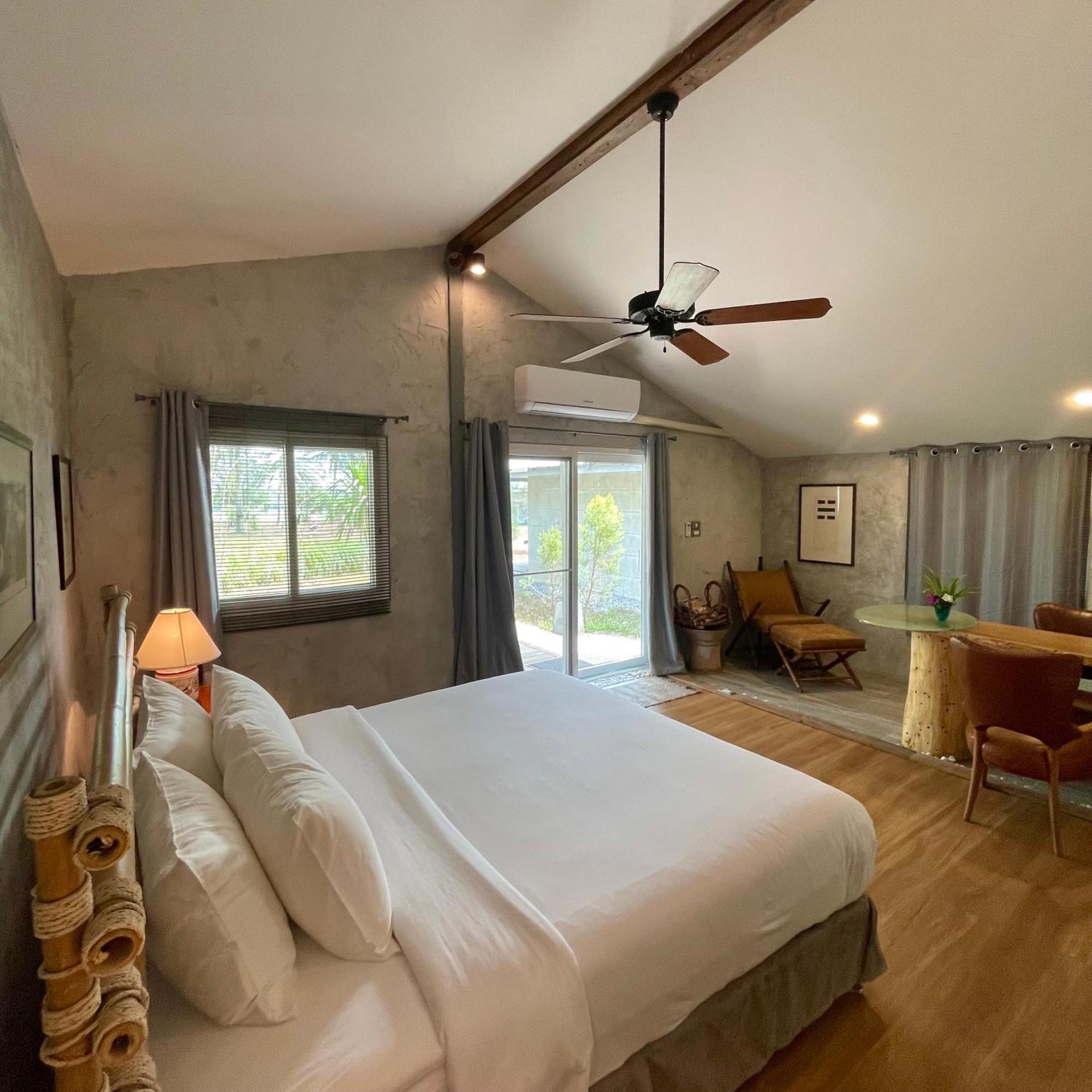 Resort The At Polo Escape Sattahip