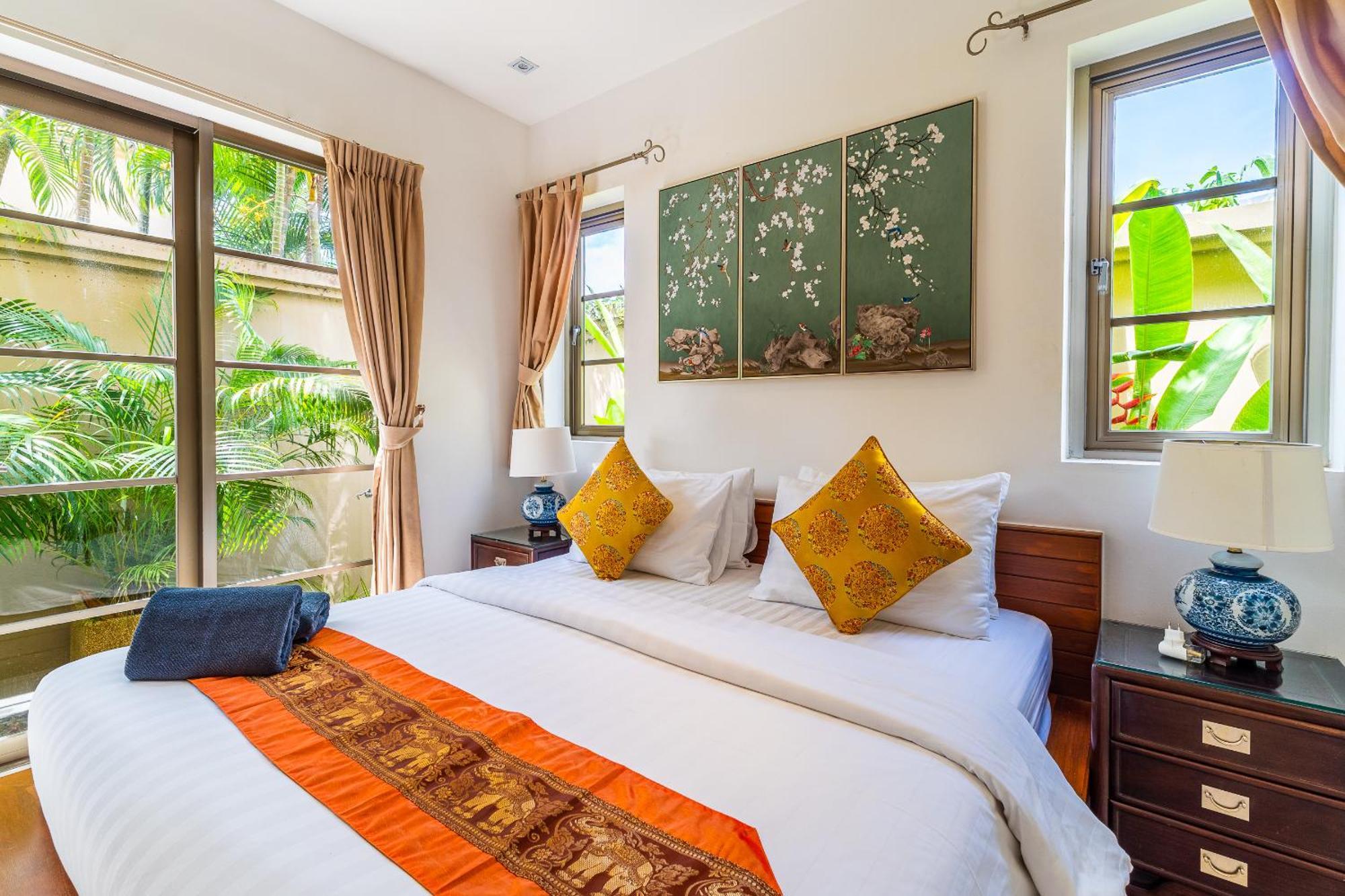 The - Private Retreat, 10-min Walk To Bangtao Villa Phuket