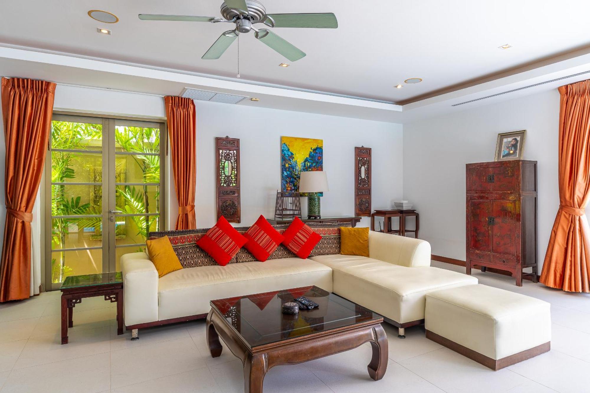 The - Private Retreat, 10-min Walk To Bangtao Villa