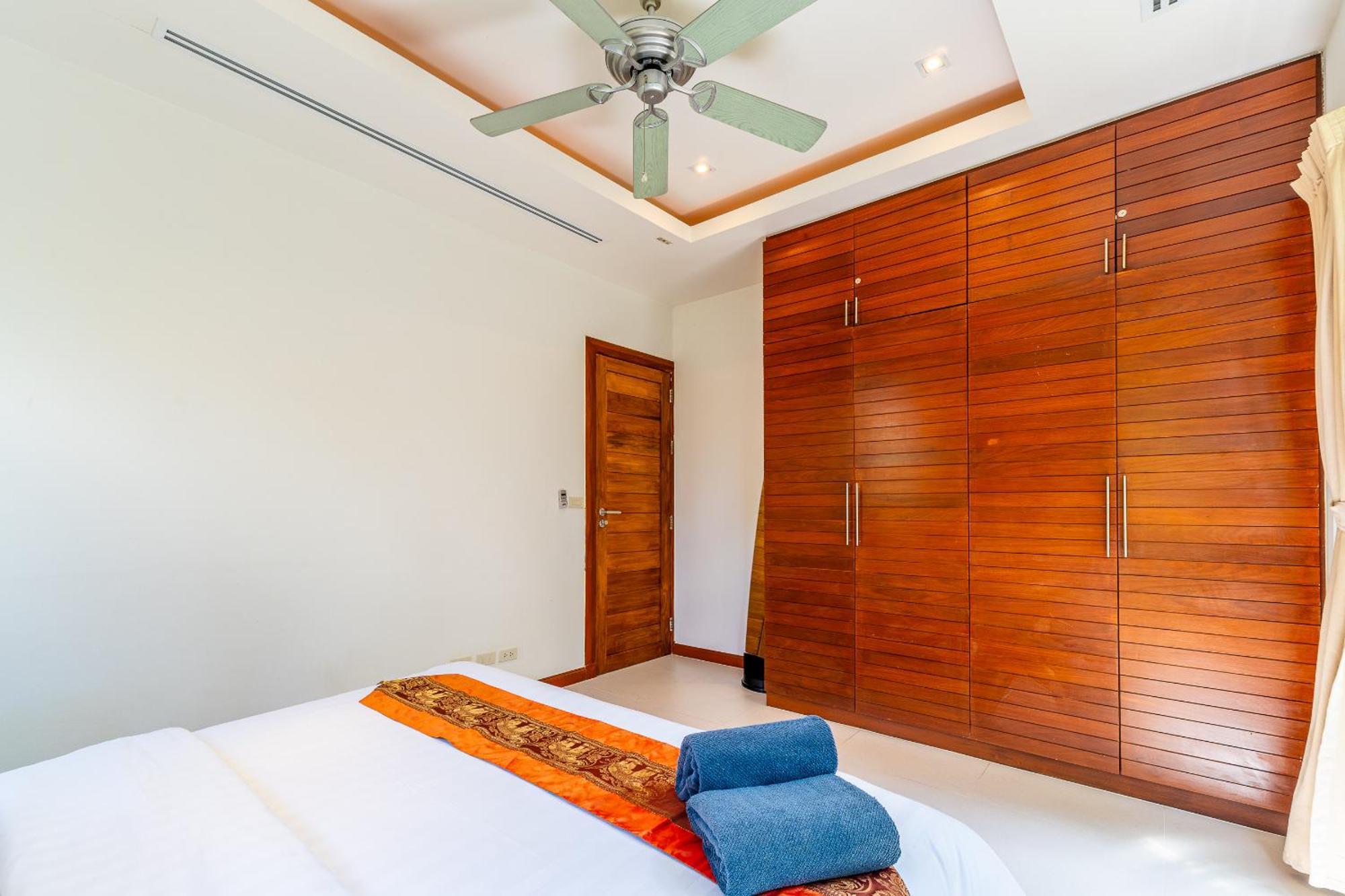The - Private Retreat, 10-min Walk To Bangtao Villa