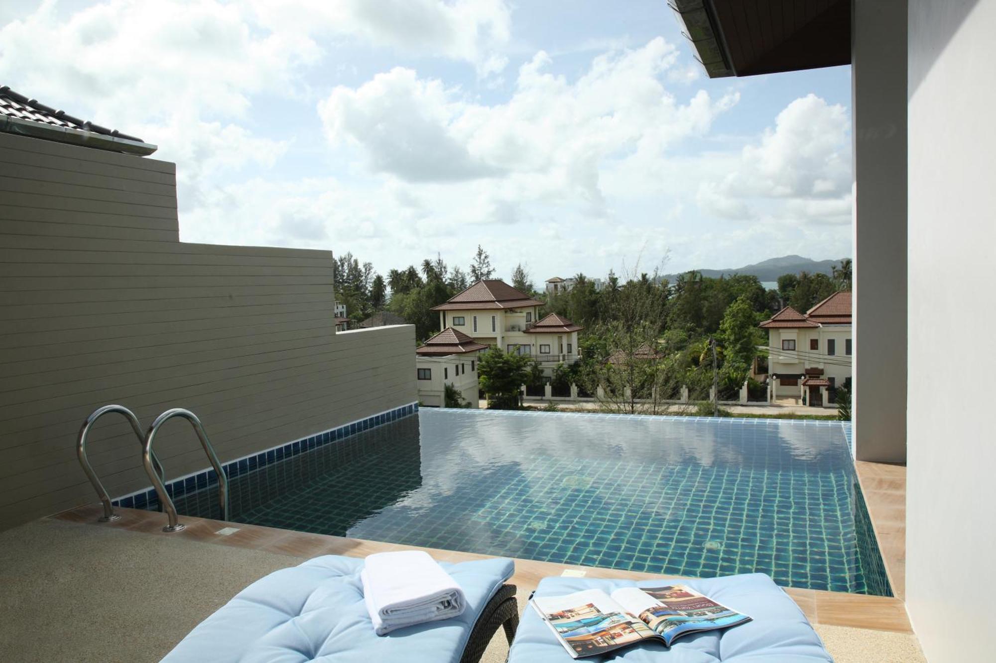 Bangtao Tropical And Resort *