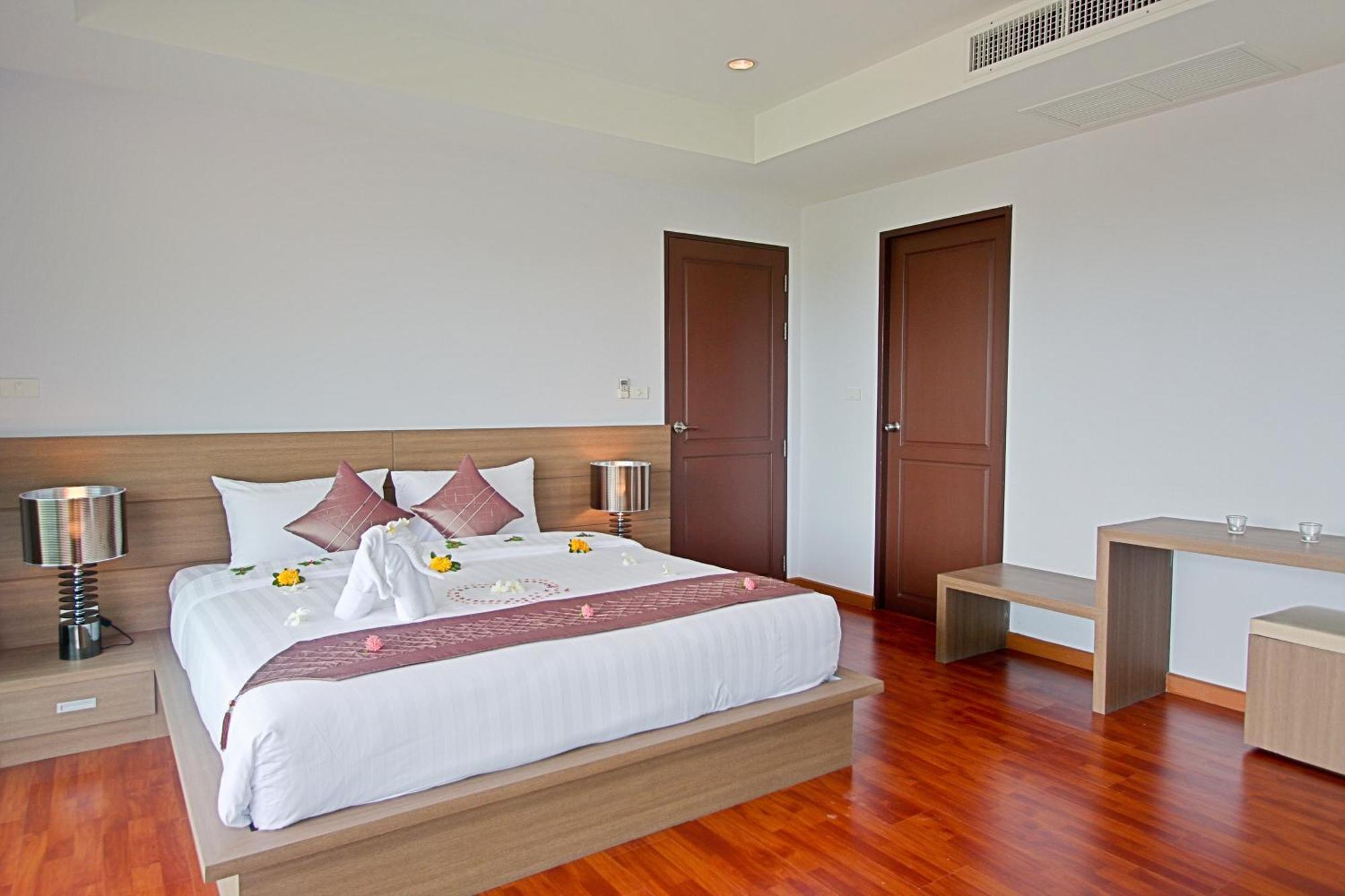 Bangtao Tropical And Resort
