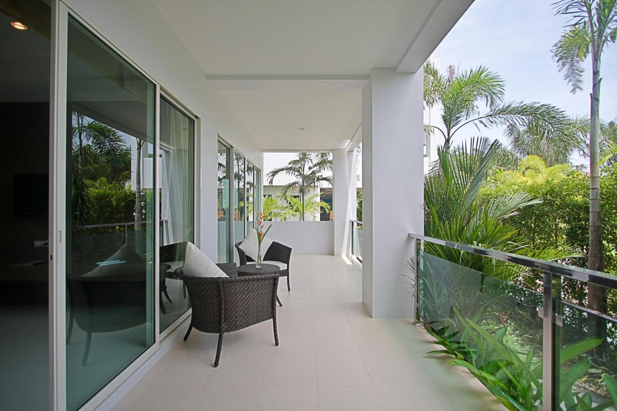 Bangtao Tropical And Resort *