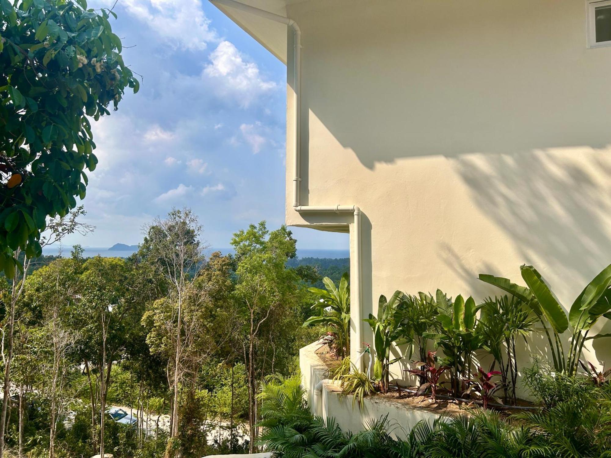 Horizon Villa *