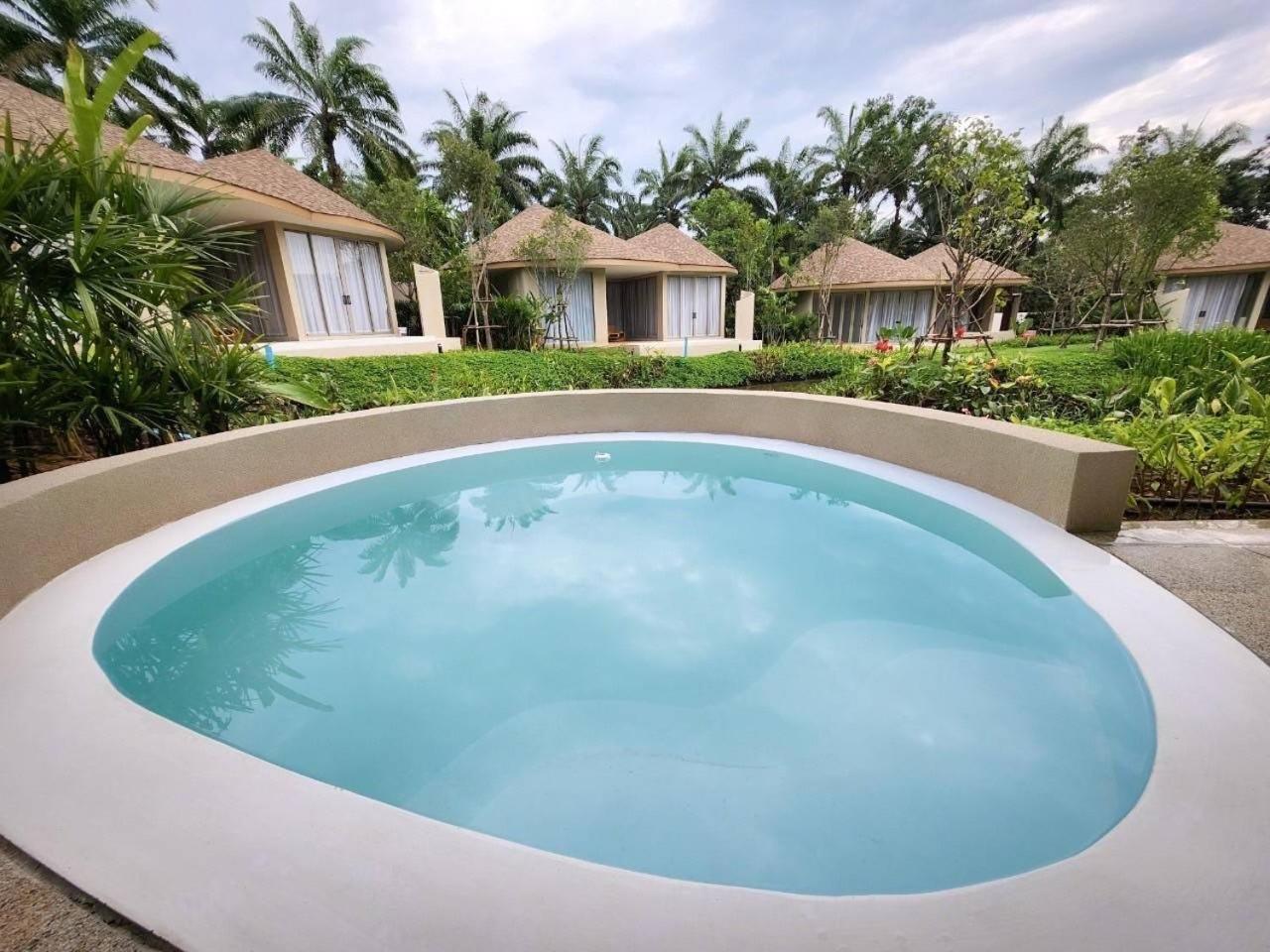 Resort Mahutsachan Khlong Thom