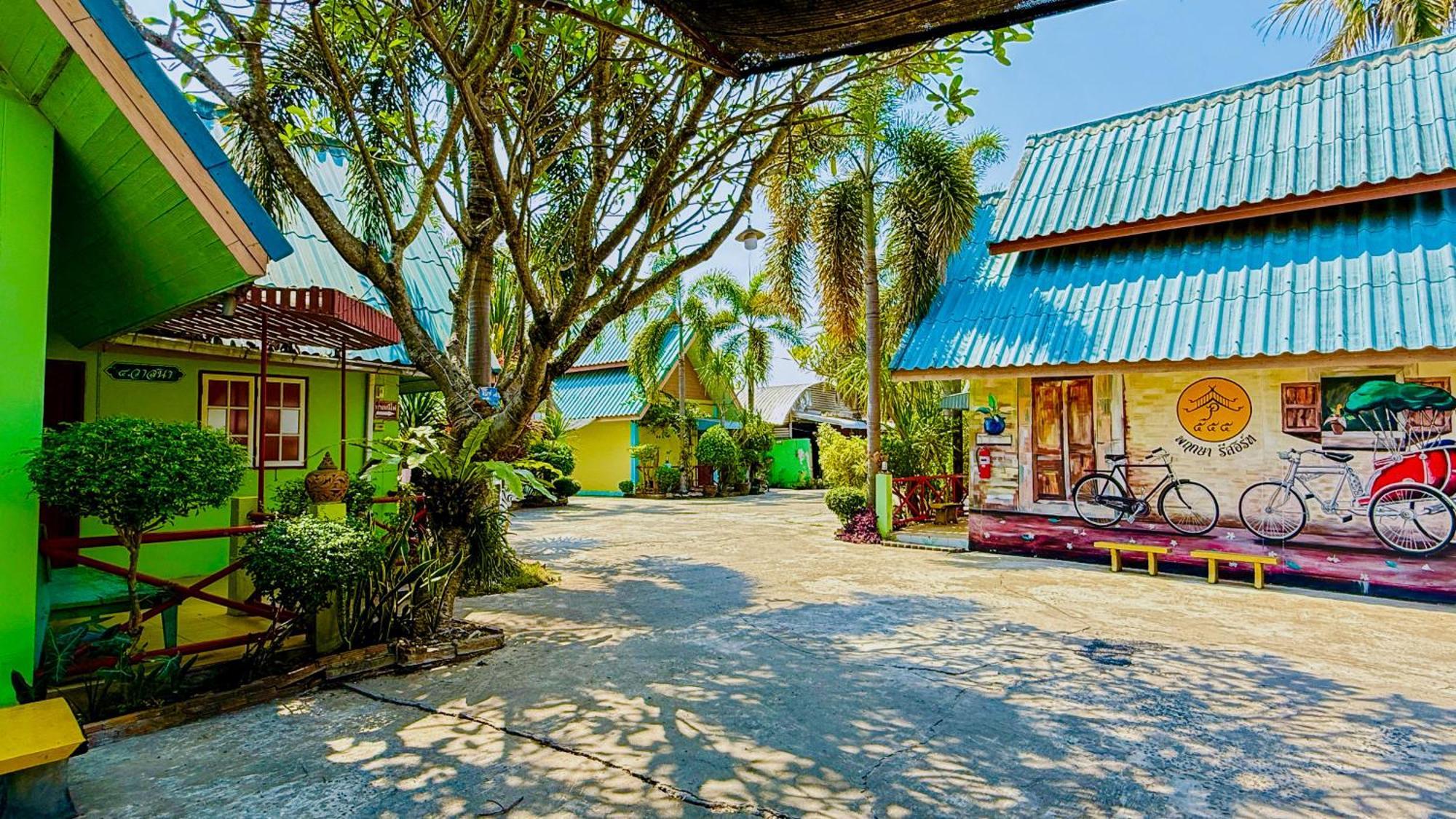 Pruksa Hotel 3*