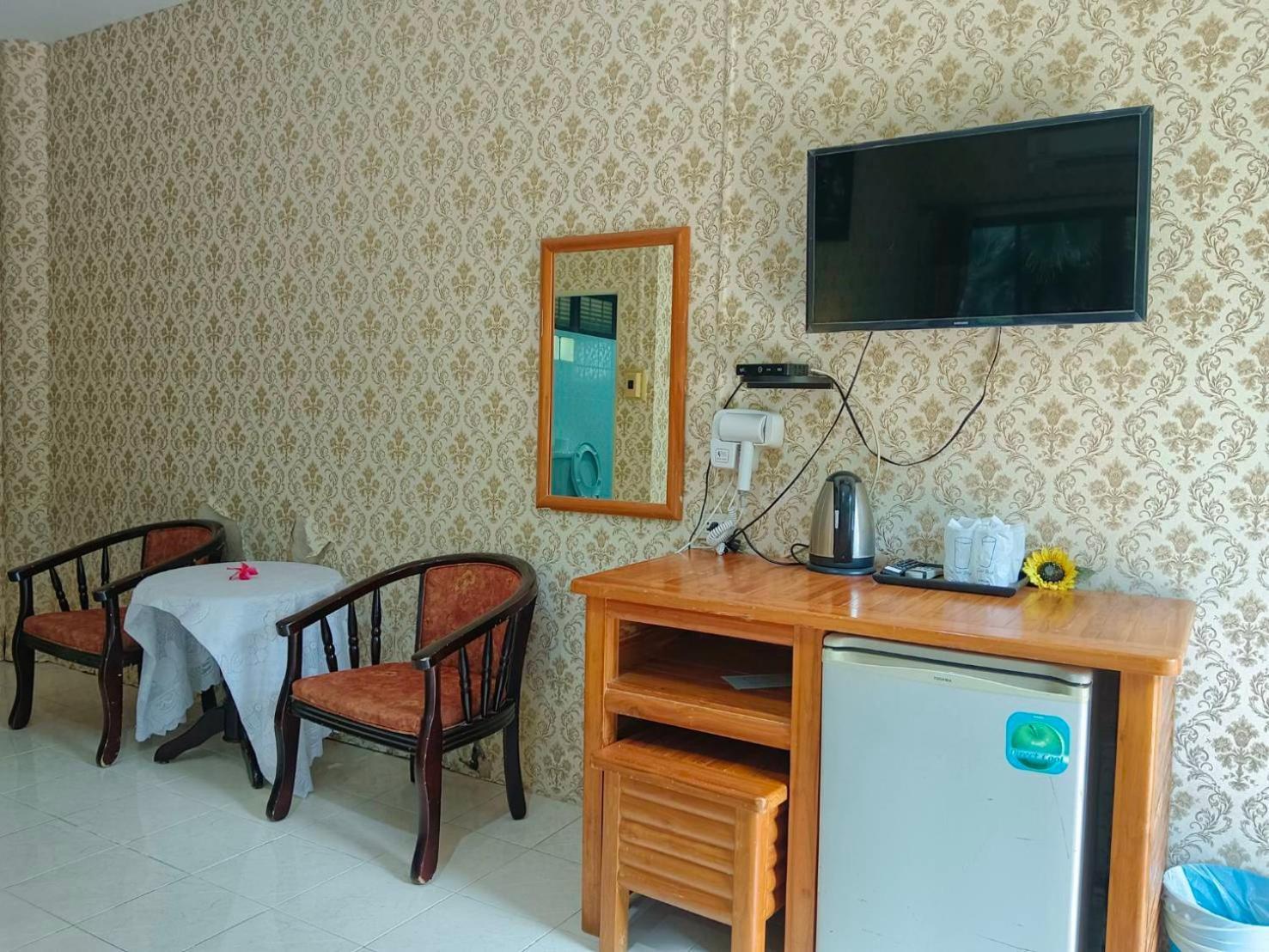 Saitharn Iyara Hotel Sai Yok