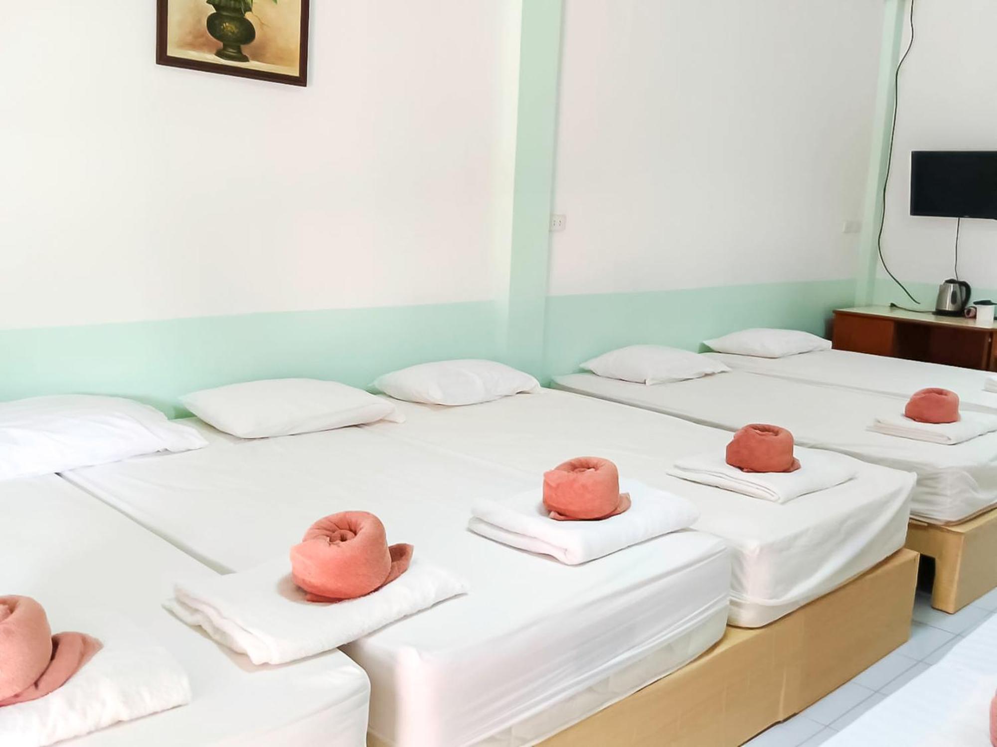 Saitharn Iyara Hotel 3*