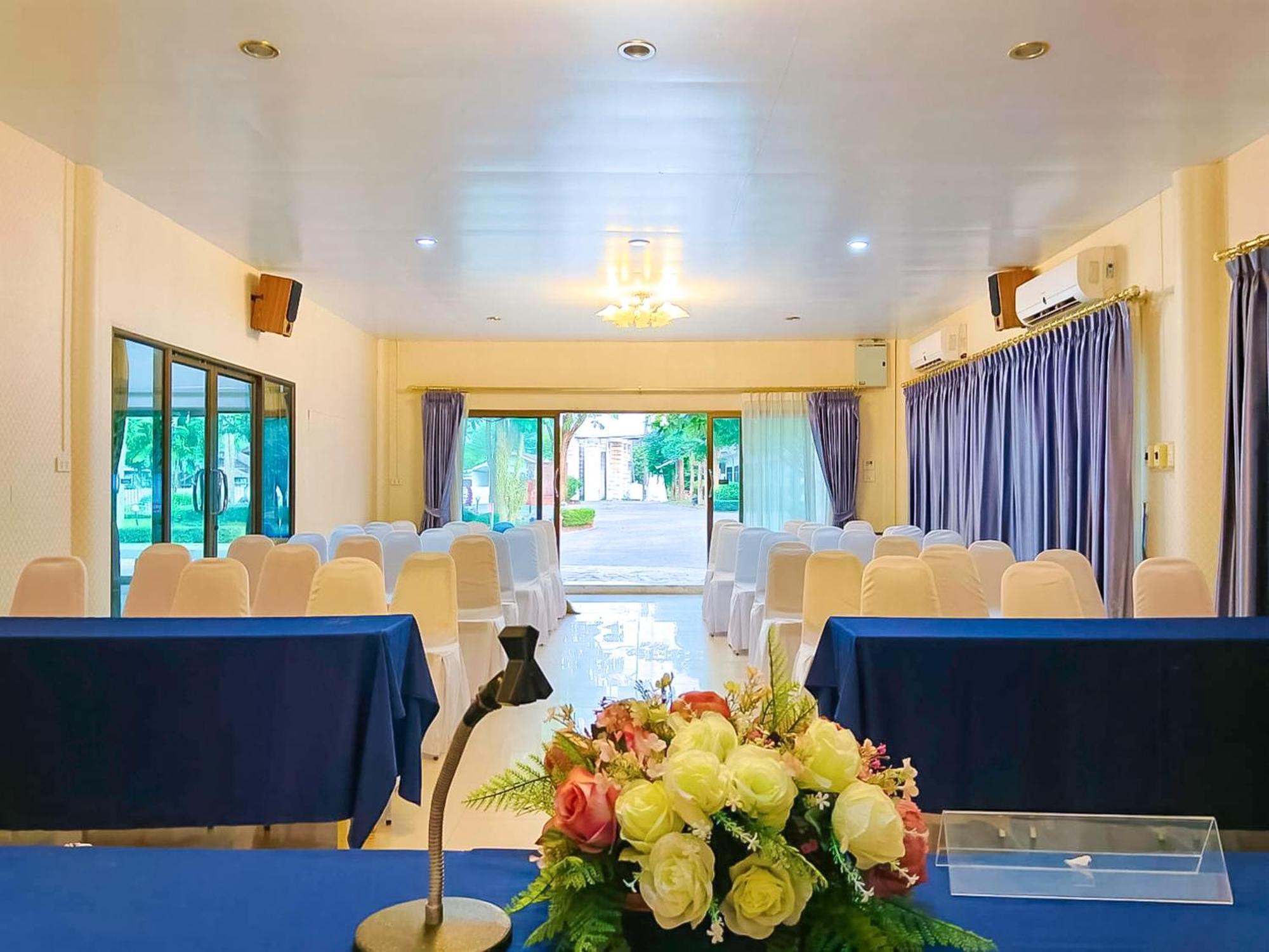 Saitharn Iyara Hotel 3*