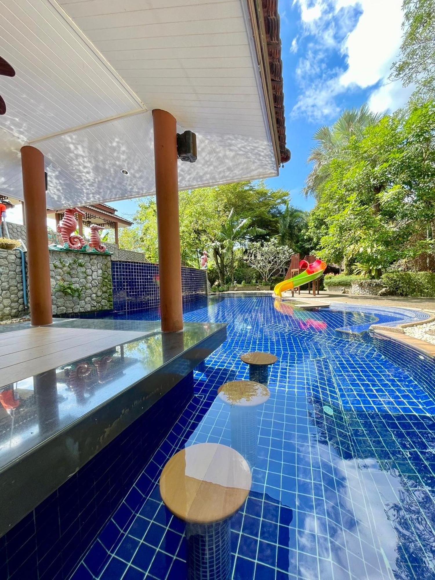 Thai Modern & 