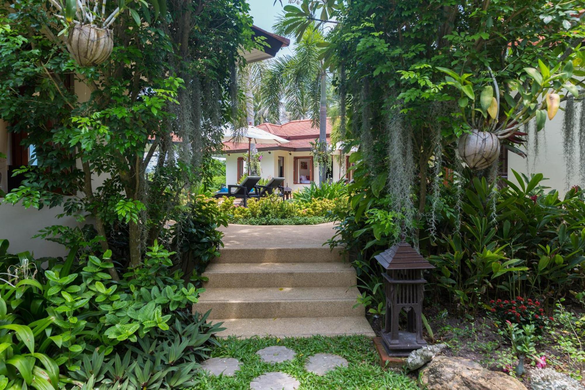 Baan Tawan Chai Pousada