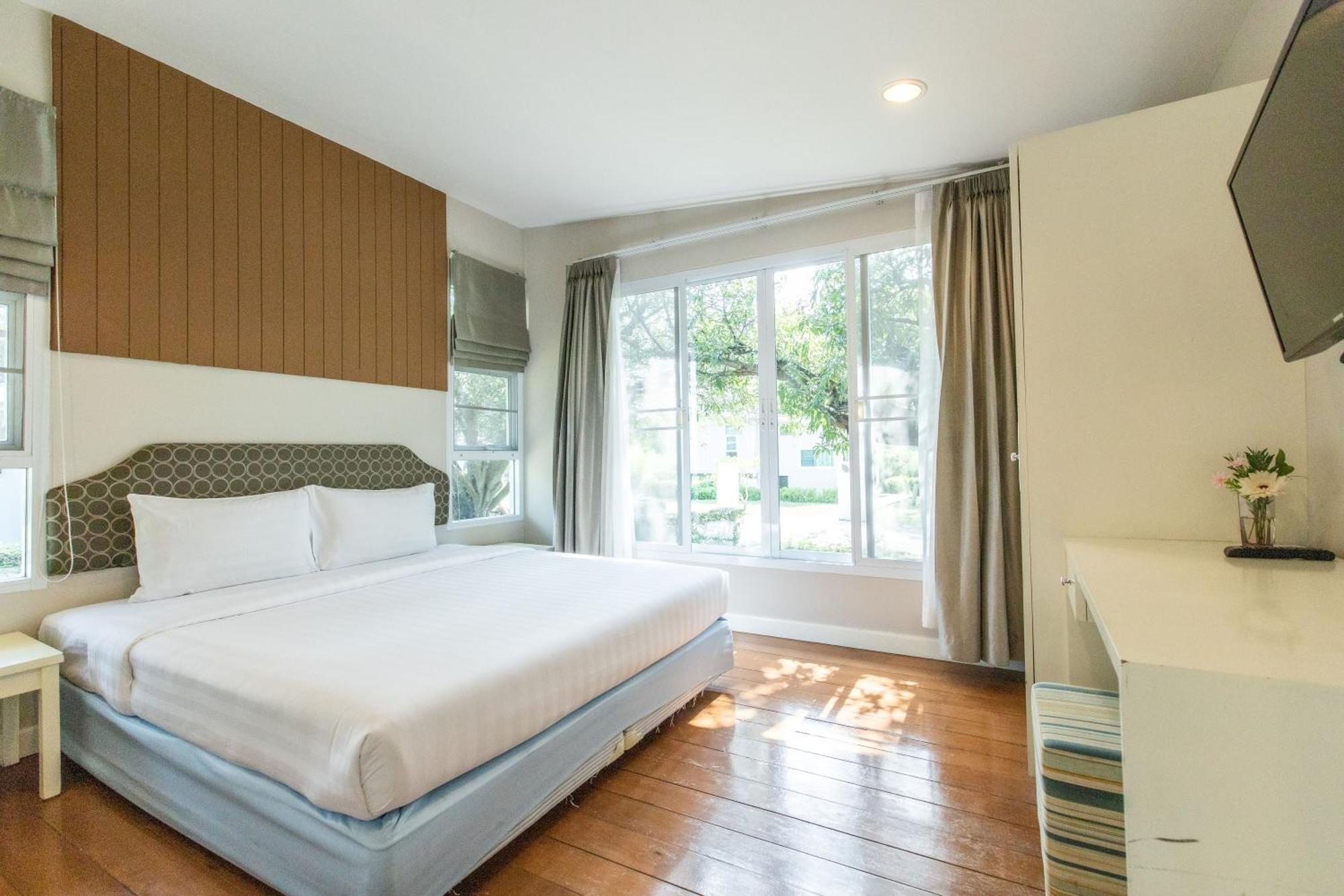 Hotel Bangsaen Heritage Bang Saen