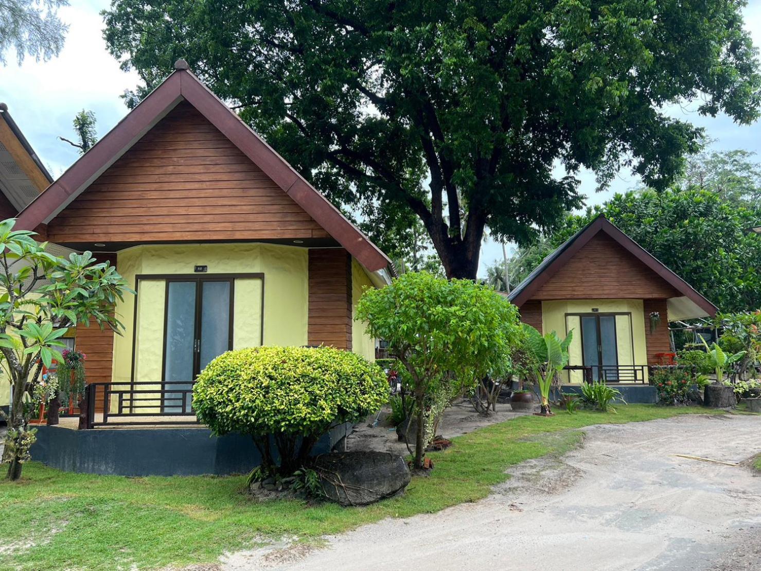 Dong Talay Koh Lipe