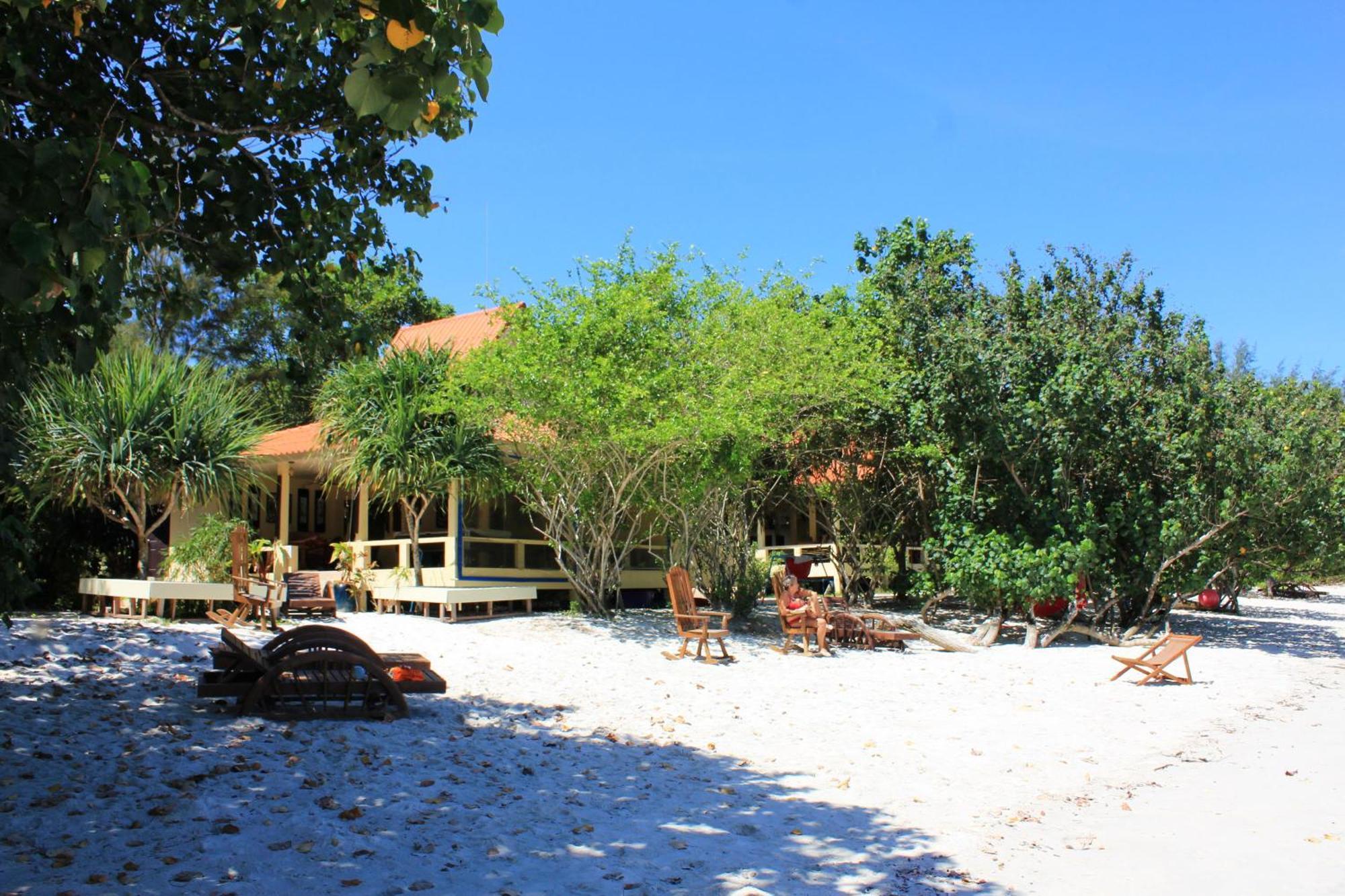Buffalo Bay Vacation Club Koh Phayam