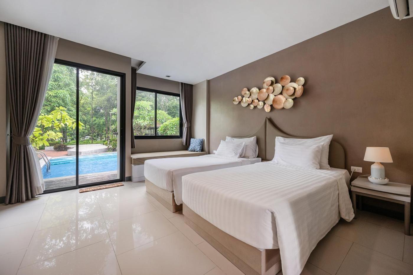 Resort At Rice