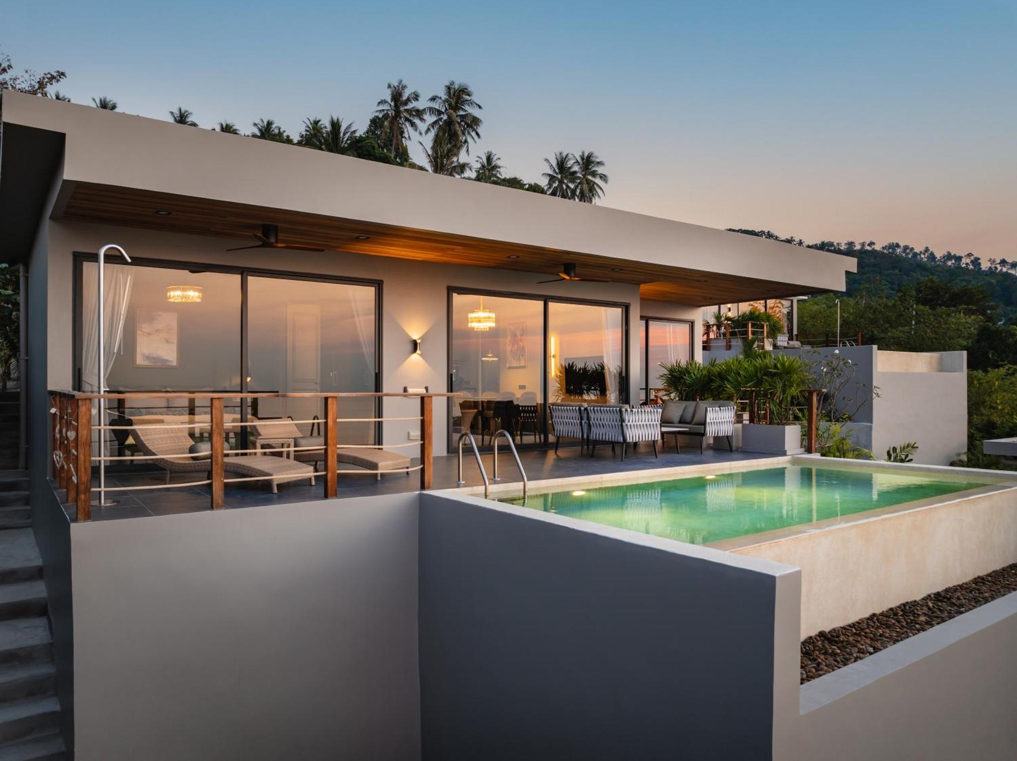 So Zen, New, Luxury, Full Sunset Sea View * Salad Beach