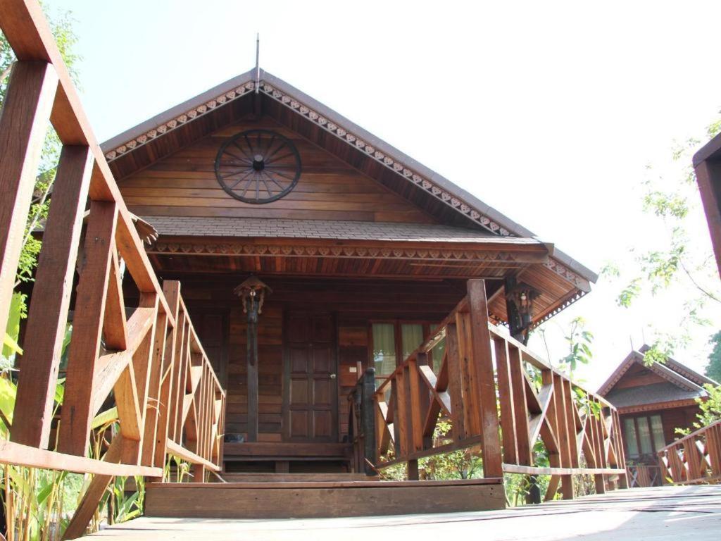 Burilamplai Resort Thung Yai