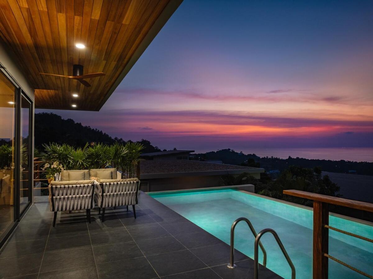 Villa So Sky, New, Luxury, Full Sunset Sea View