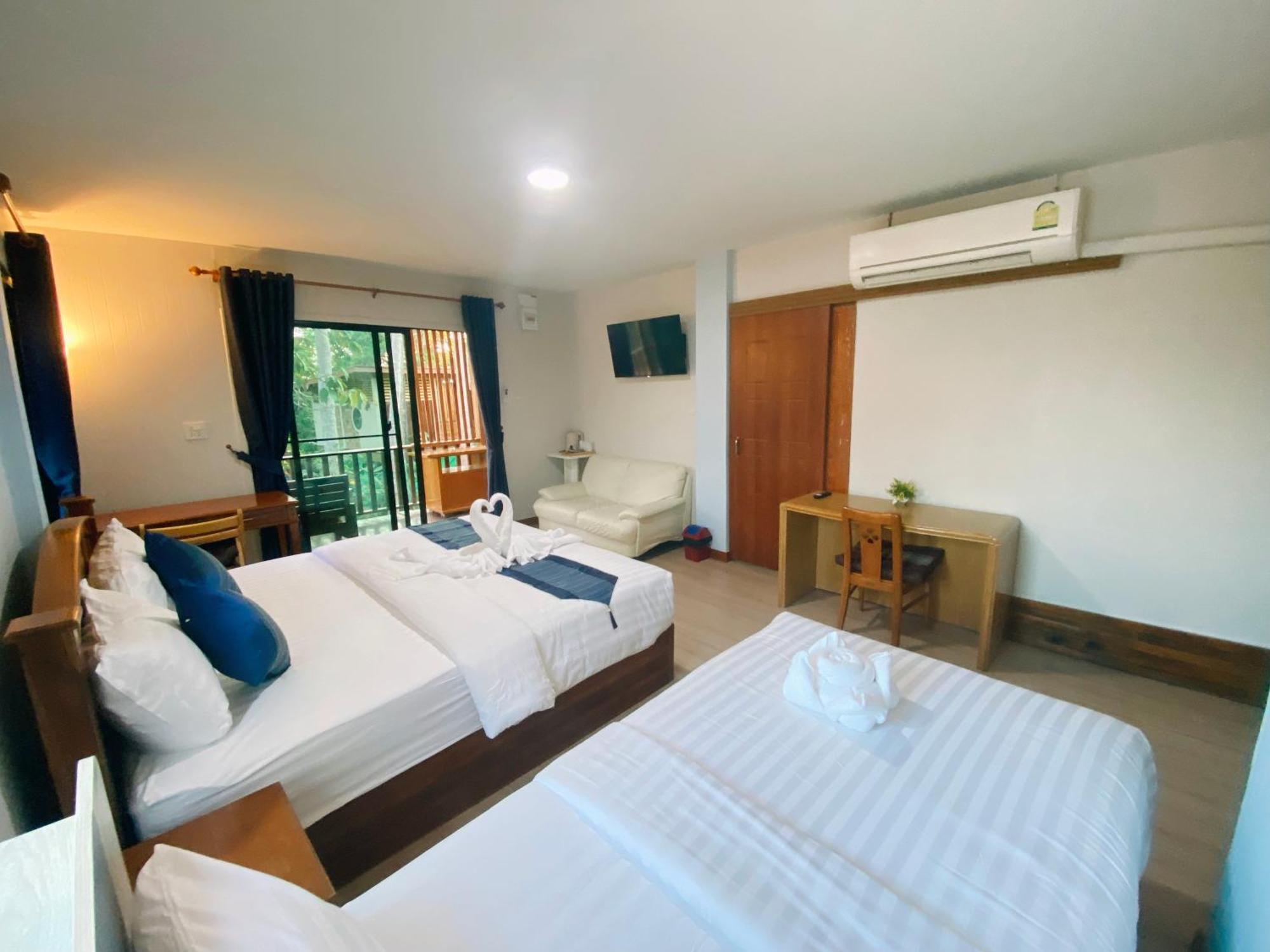 Velora Bay Resort Koh Jum