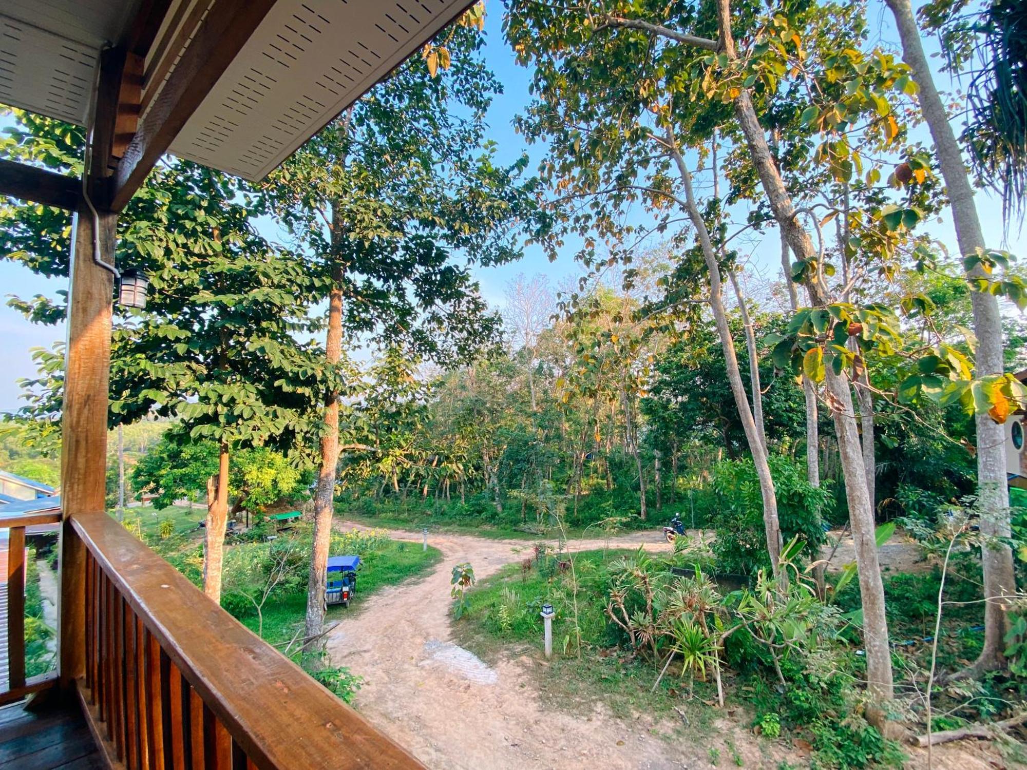 Resort Velora Bay Koh Jum
