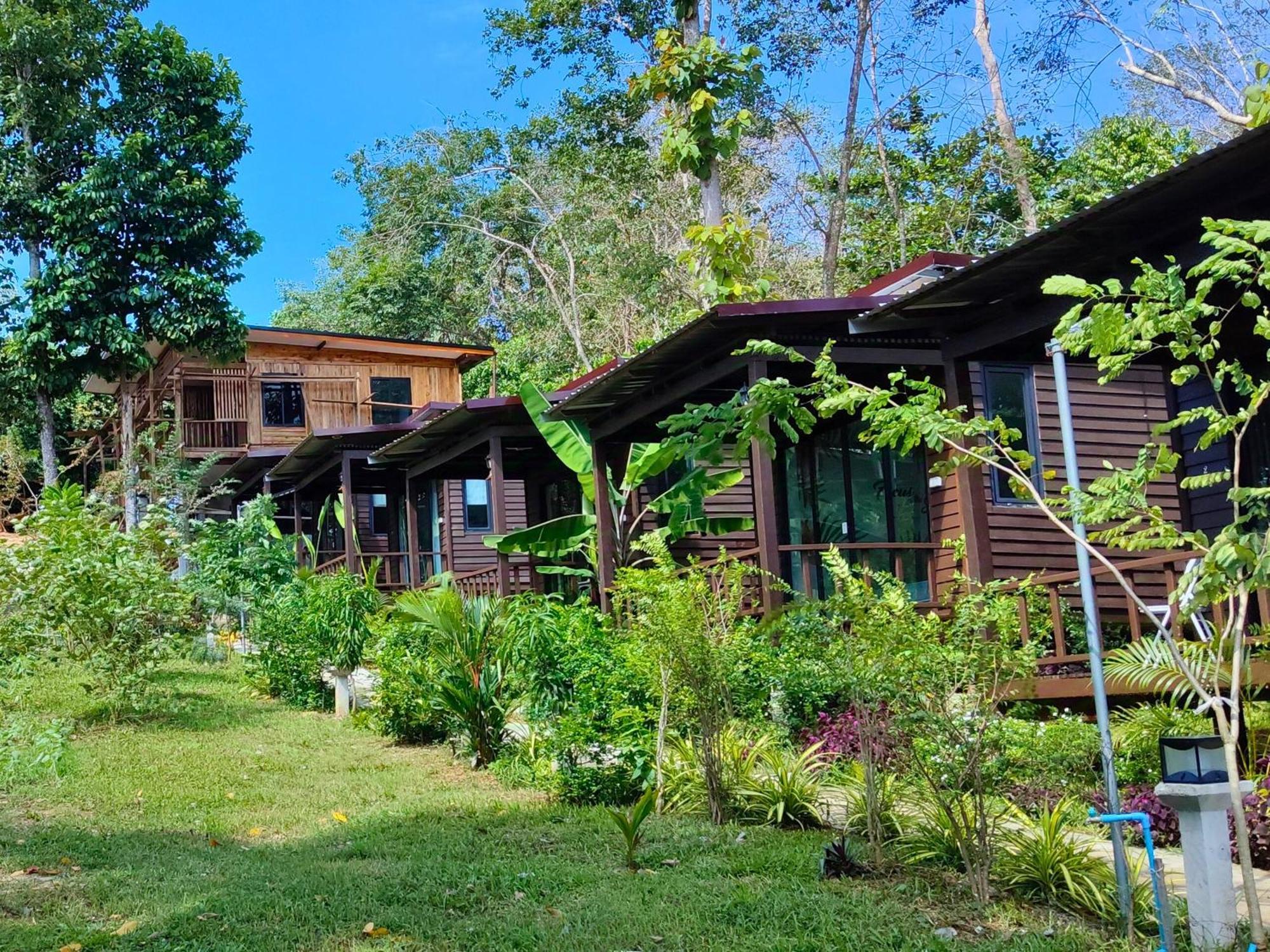 Velora Bay Koh Jum
