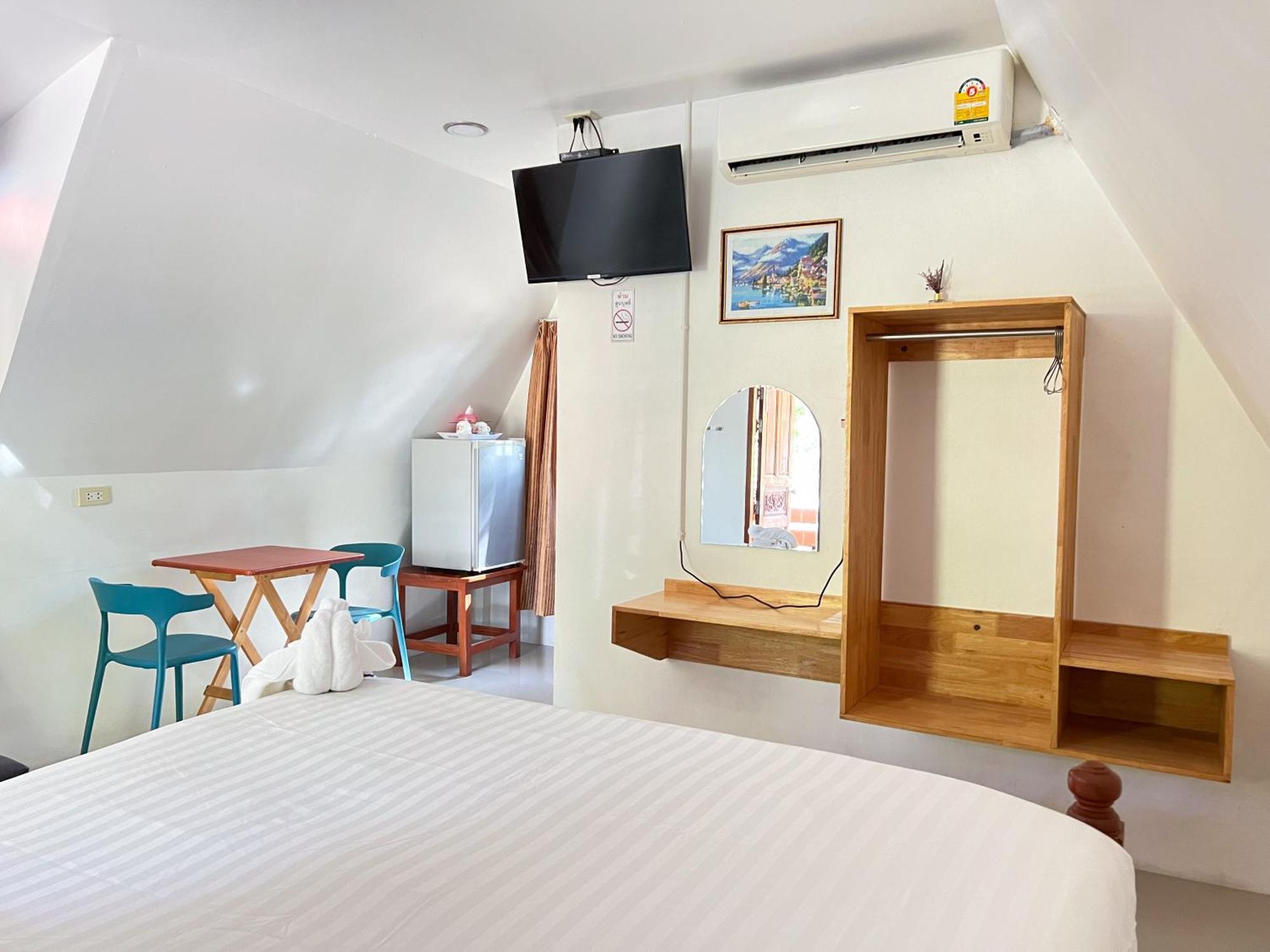 Resort Pijittra *