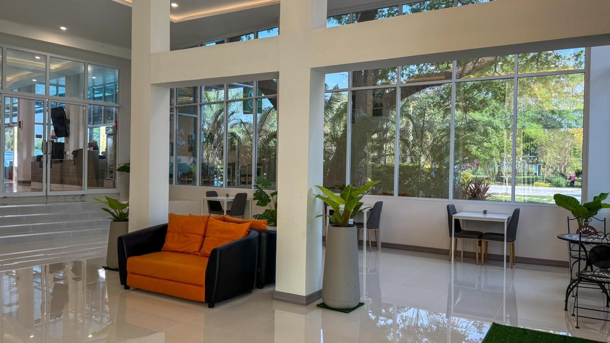 Baan Suan Khun Ta And Golf Ubon Ratchathani