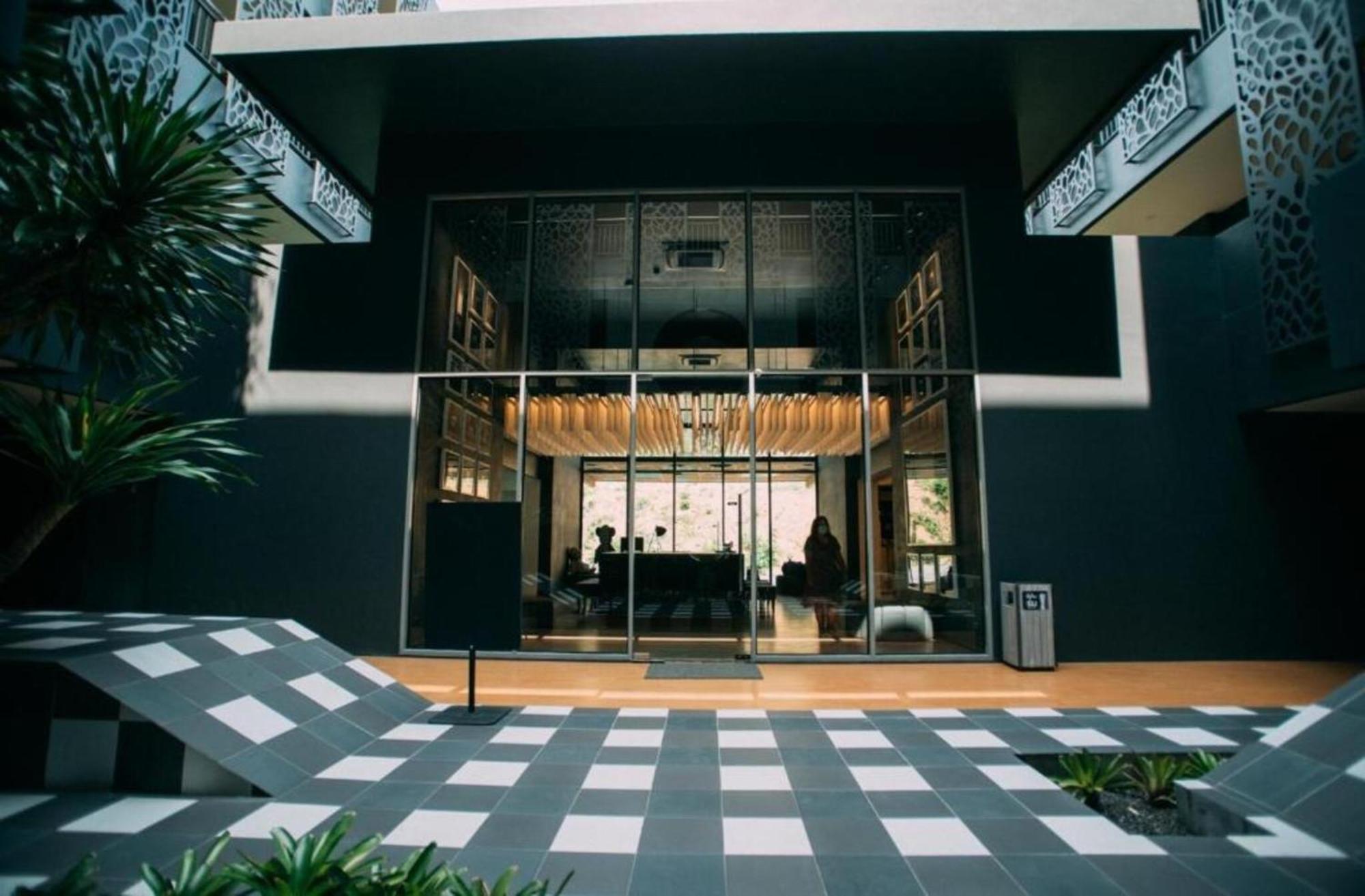 Hotel Hotel Tide Phuket Beachfront 5*