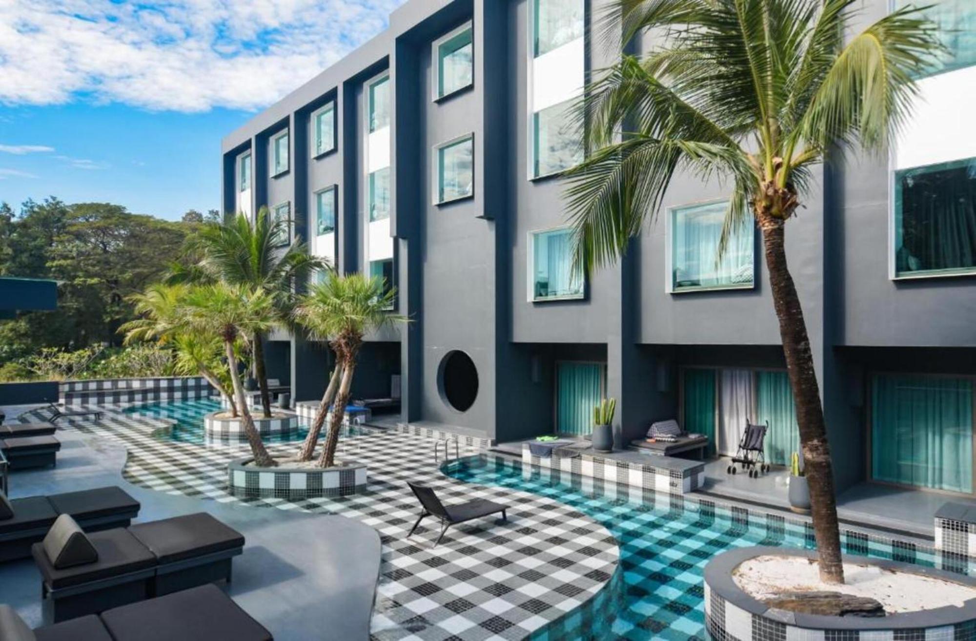 Hotel Tide Phuket Beachfront 5*