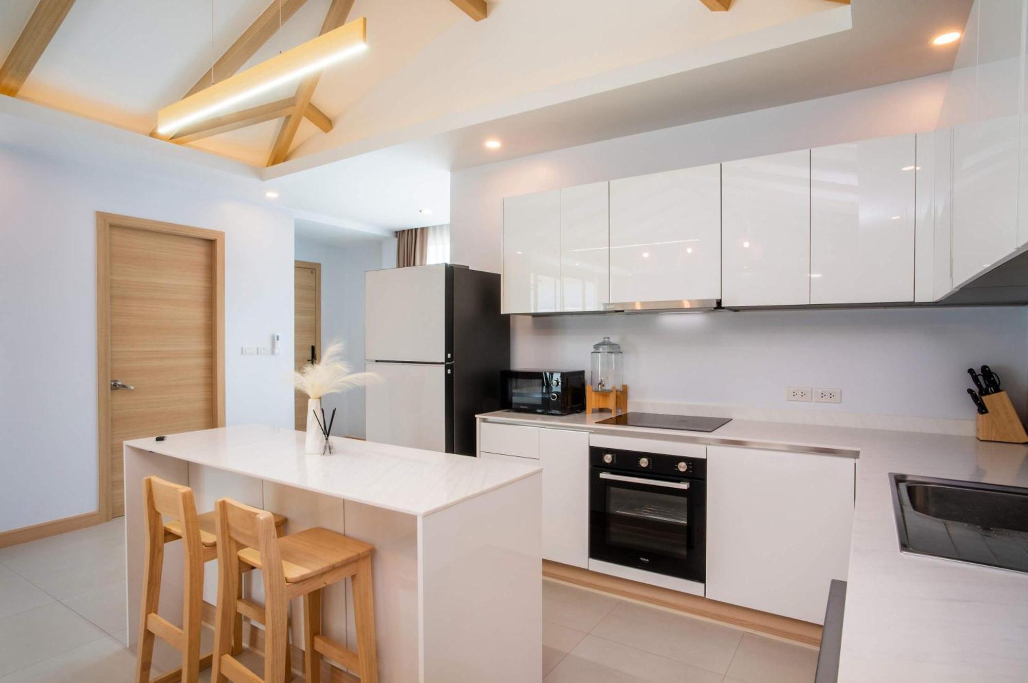 Sienna - Unique 3br Getaway In Phuket Rawai