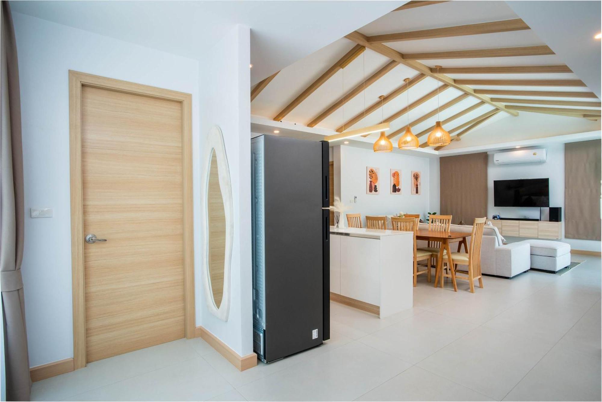 Sienna - Unique 3br Getaway In Phuket Rawai