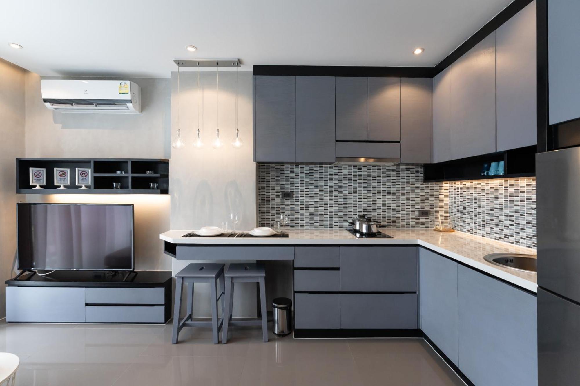 2 Beds Citygate B717 By Ibg *