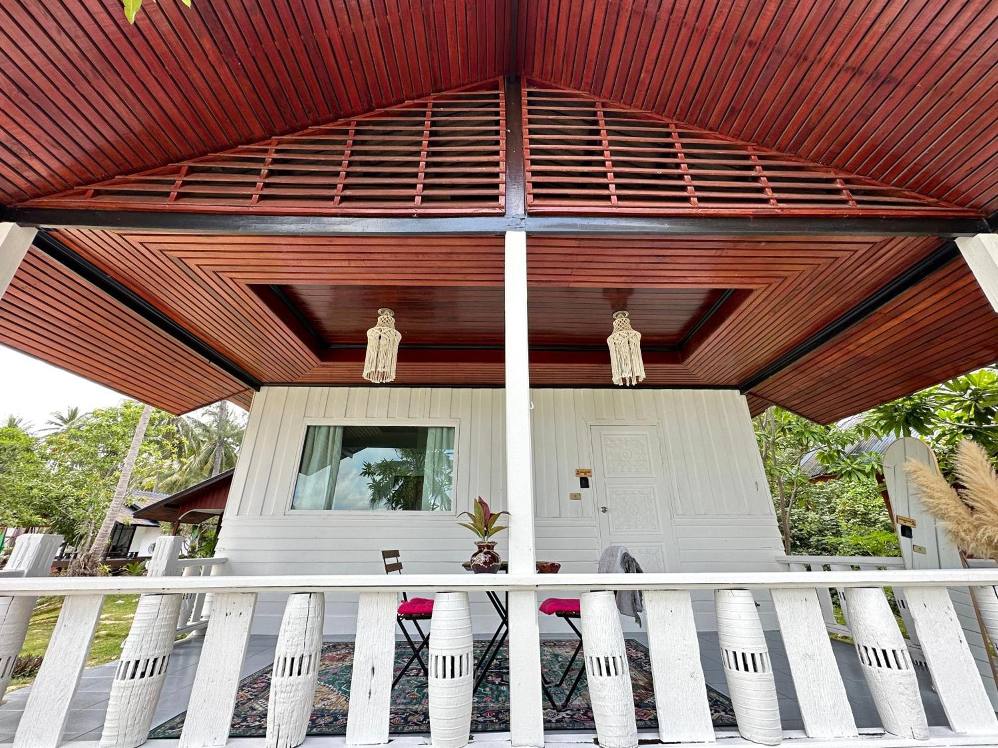 Casa de férias Beachfront House In Chaloklum