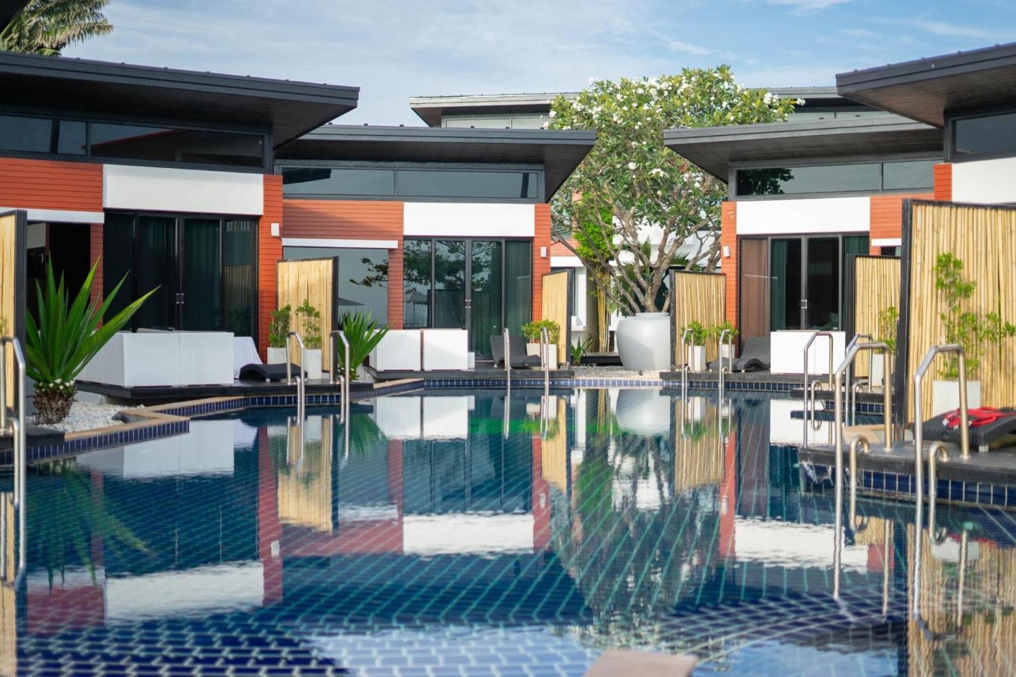 Resort Aava And
