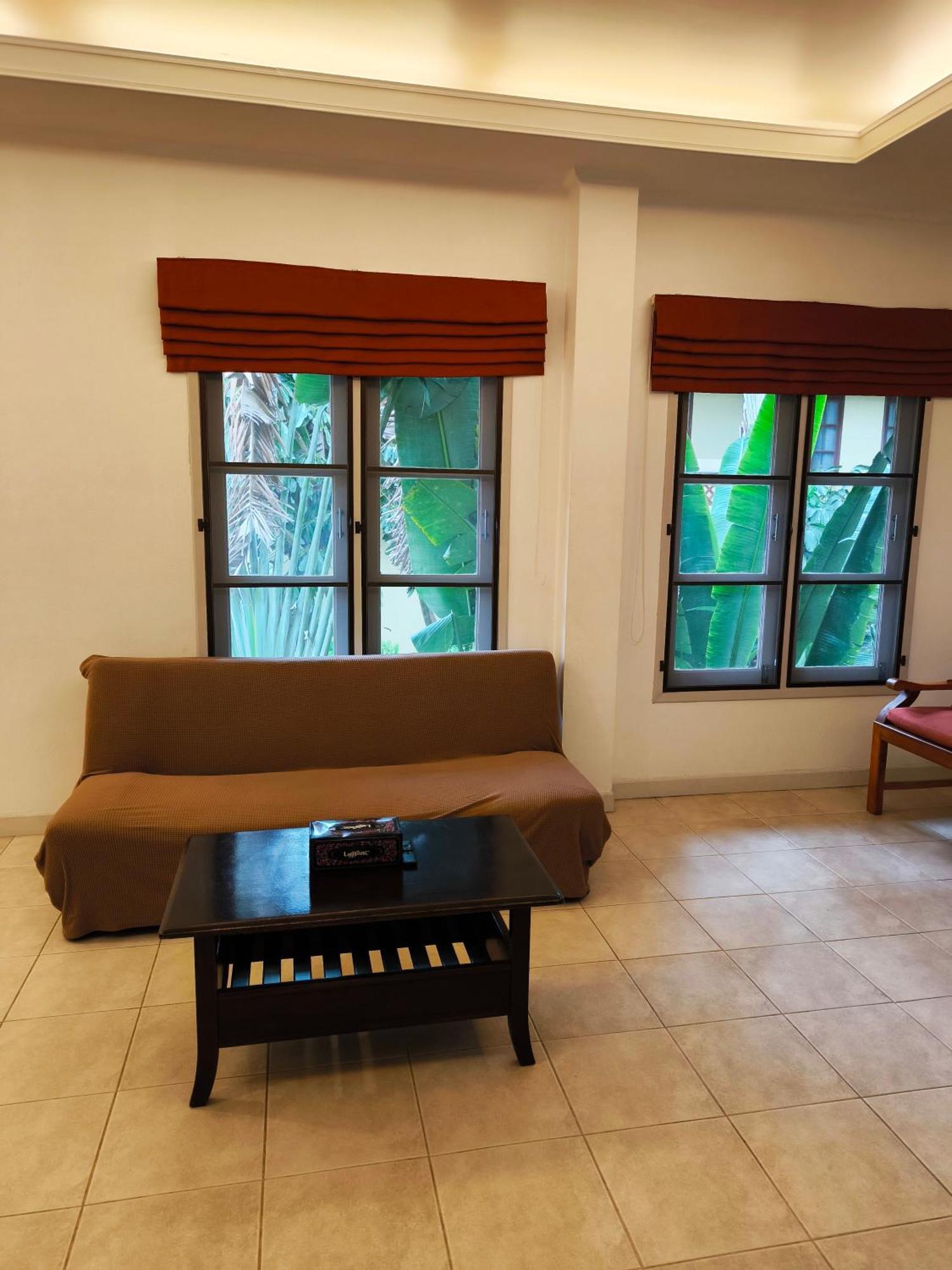 Samui Life Apartment *