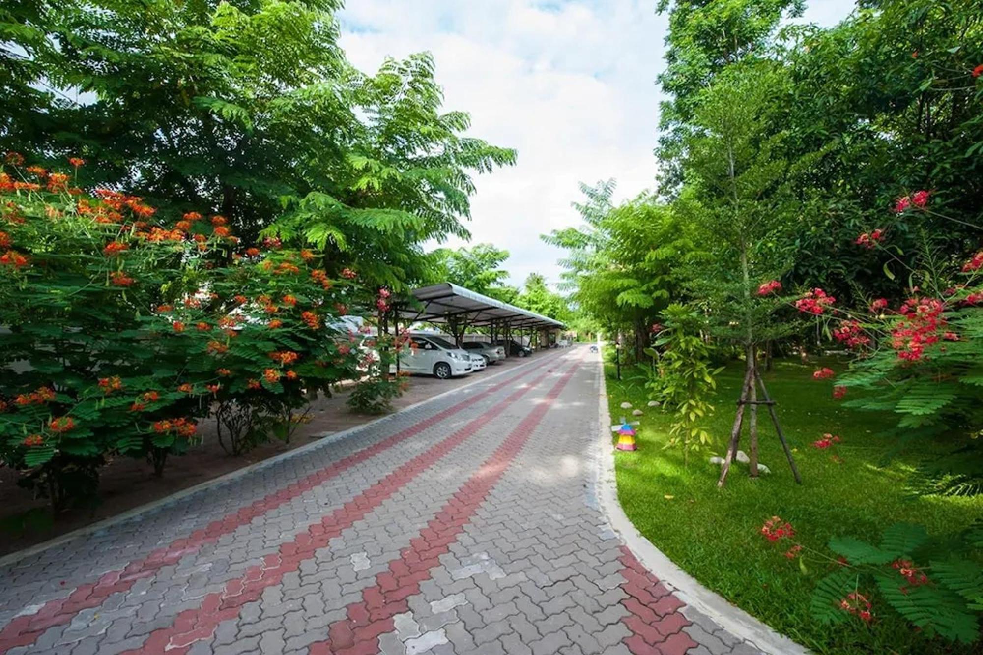 Resort Baan Nam Pen 3*